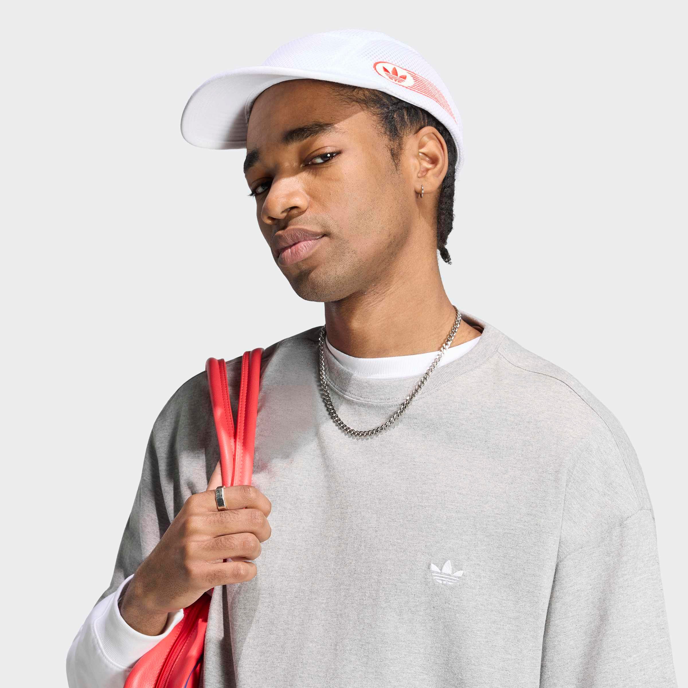 adidas Originals T-Shirt TREFOIL ESSENTIALS, LOCKER GESCHNITTEN für Erwachsene, mit Rundhalsausschnitt, ohne Verschluss, aus Baumwolle