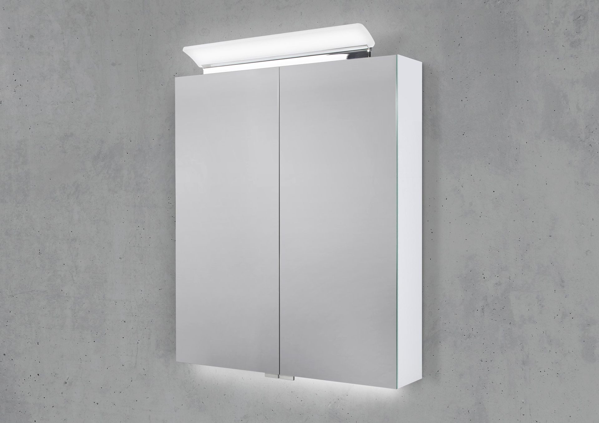 Intarbad Badezimmerspiegelschrank 2-türiger Spiegelschrank mit großflächiger MULTI LED Aufsatzleuchte (Doppelspiegeltüren, Holz-/ Lackdekore, Maße von 60 bis 120 cm wählbar, Höhe 70 cm, Glasfachböden, Magnetleiste & Kosmetikspiegel Ø 12 cm) Vormontierte Lieferung, Floatglas, 160 kg Traglast, Made in Germany