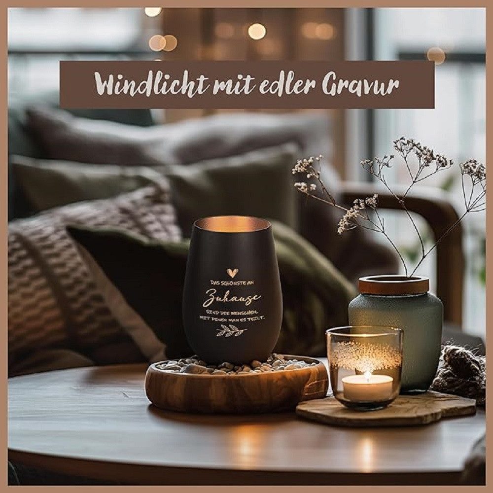 Der Porzellan-Laden Windlicht Handgefertigtes Windlicht, Gravur 'Das schönste an Zuhause sind die