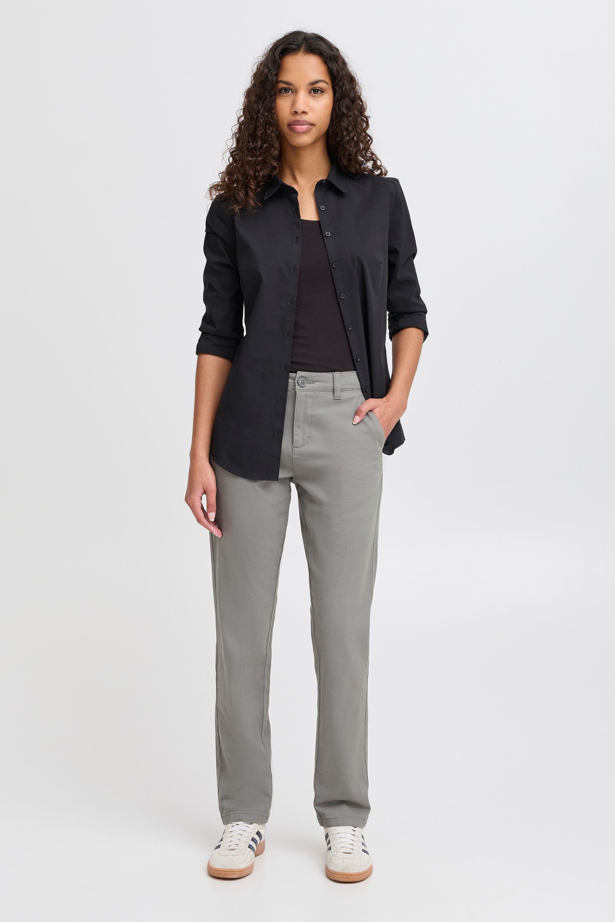 OXMO Chinohose OXKvitana Klassiche Stoffhose mit Gürtelschlaufen - Regular Fit