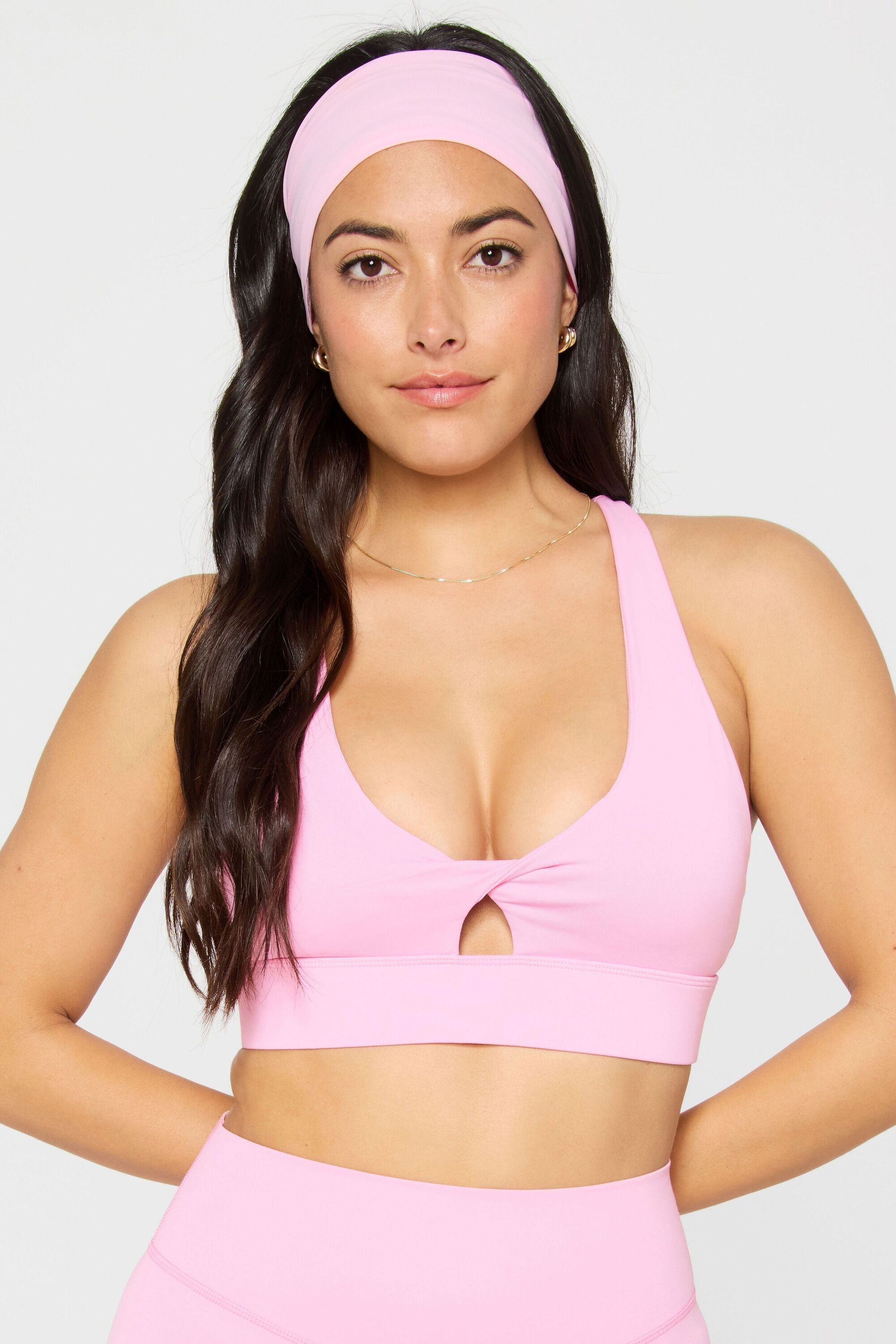 Fabletics Sport-BH OASIS TWIST SPORTS BRA (1-tlg) mit Schlüssellochausschnitt