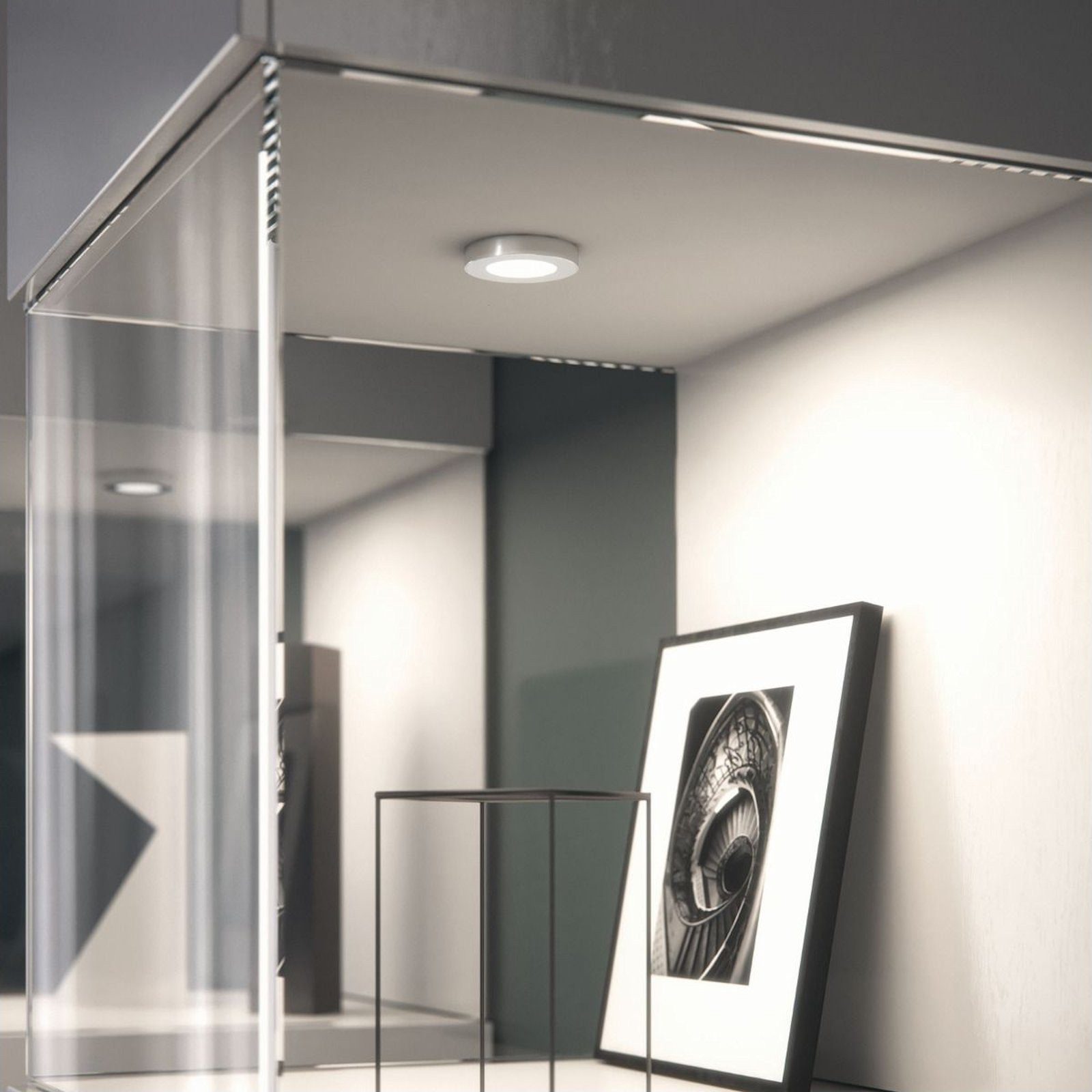 SO-TECH® Netzgerät 12 V mit 6-fach Verteiler (Mini AMP Anschluss) LED Trafo (Ausgangsspannung (Output): 12VDC, Max. 2,5A Max. 30W)