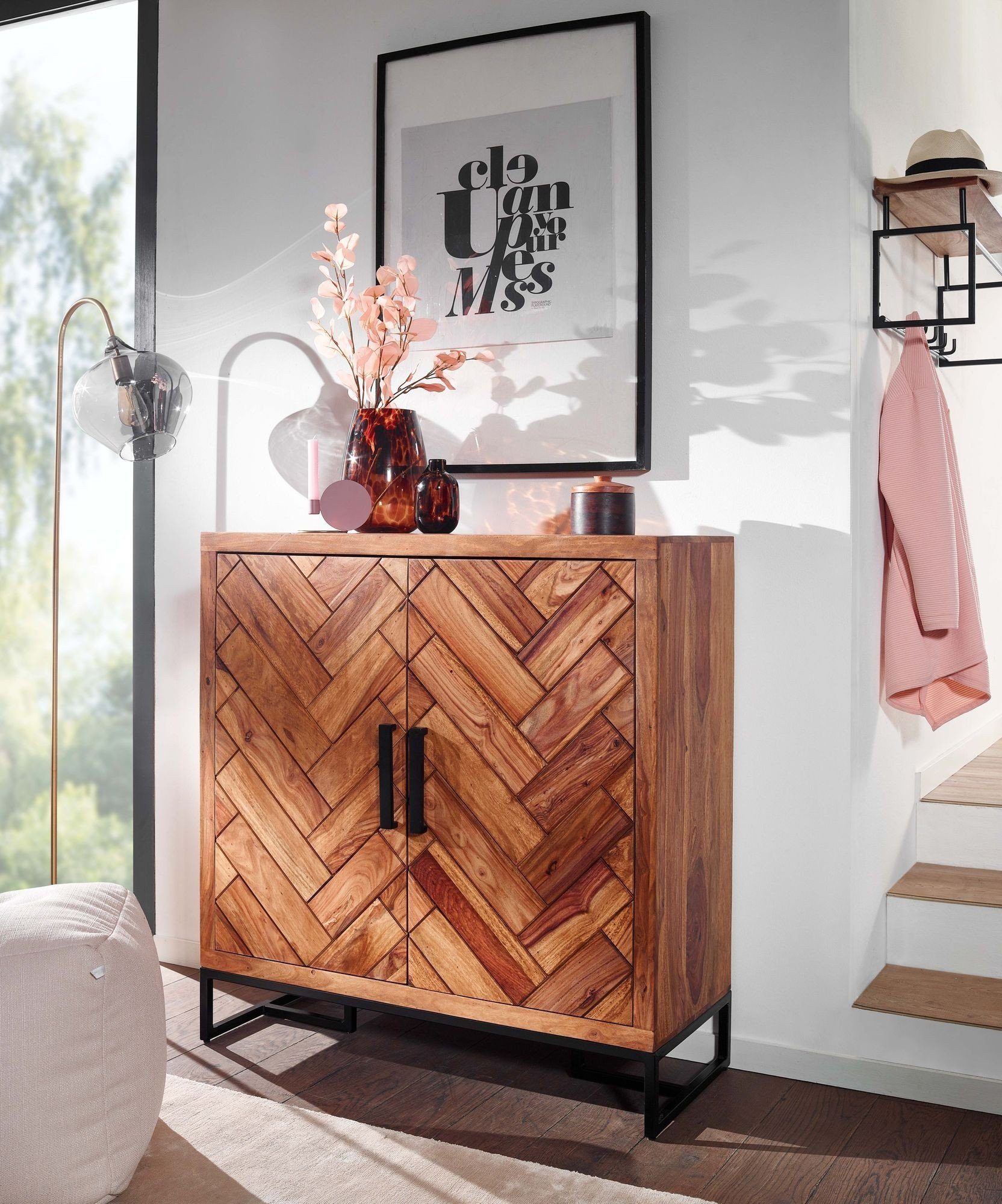 möbelando Schuhschrank 530 (LxBxH: 100x40x105 cm) aus Sheesham in Braun mit 2 Türen