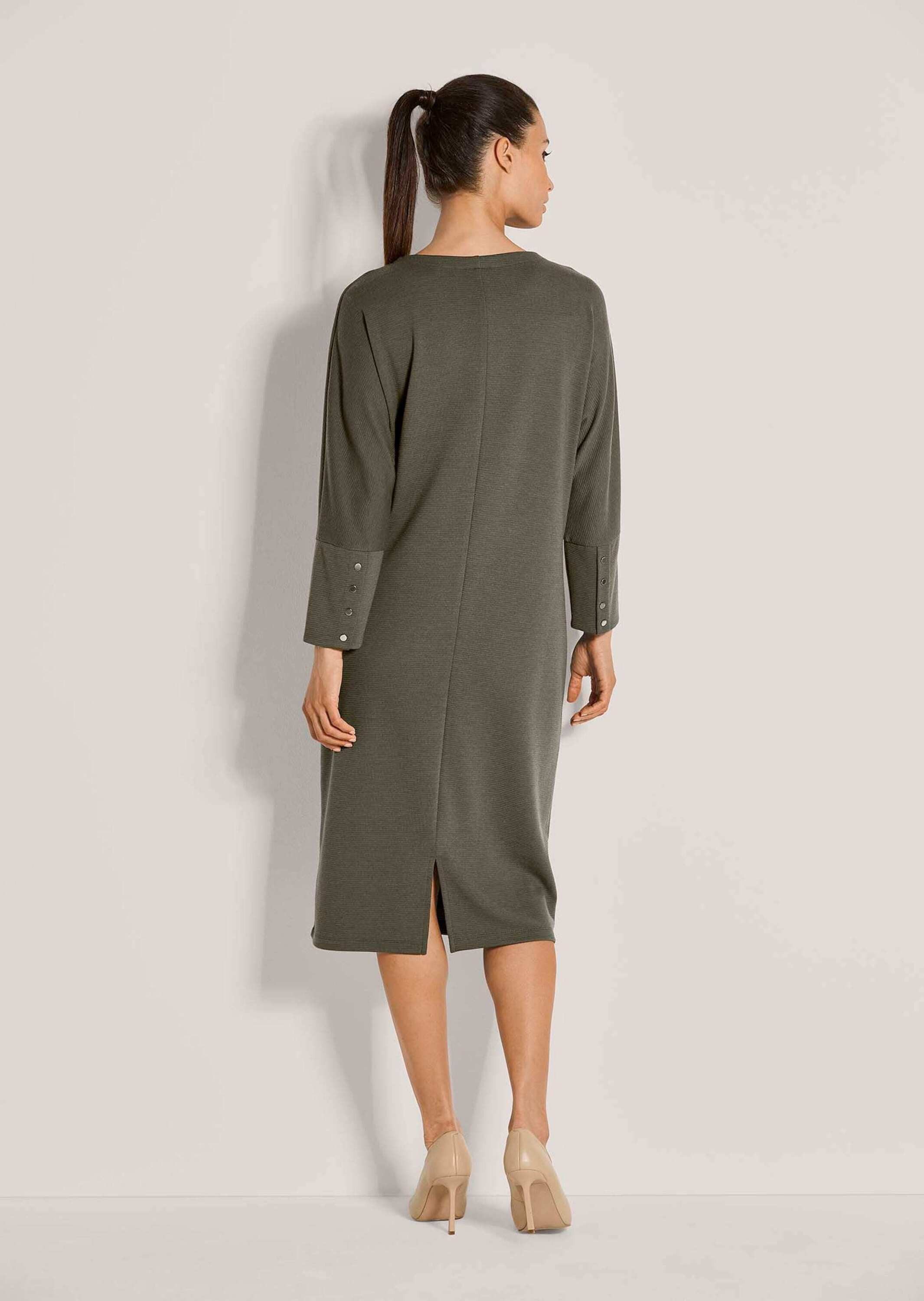 MADELEINE Jerseykleid Elegantes Kleid mit Fledermausärmeln Jerseykleid mit Rundhals und langen Ärmeln