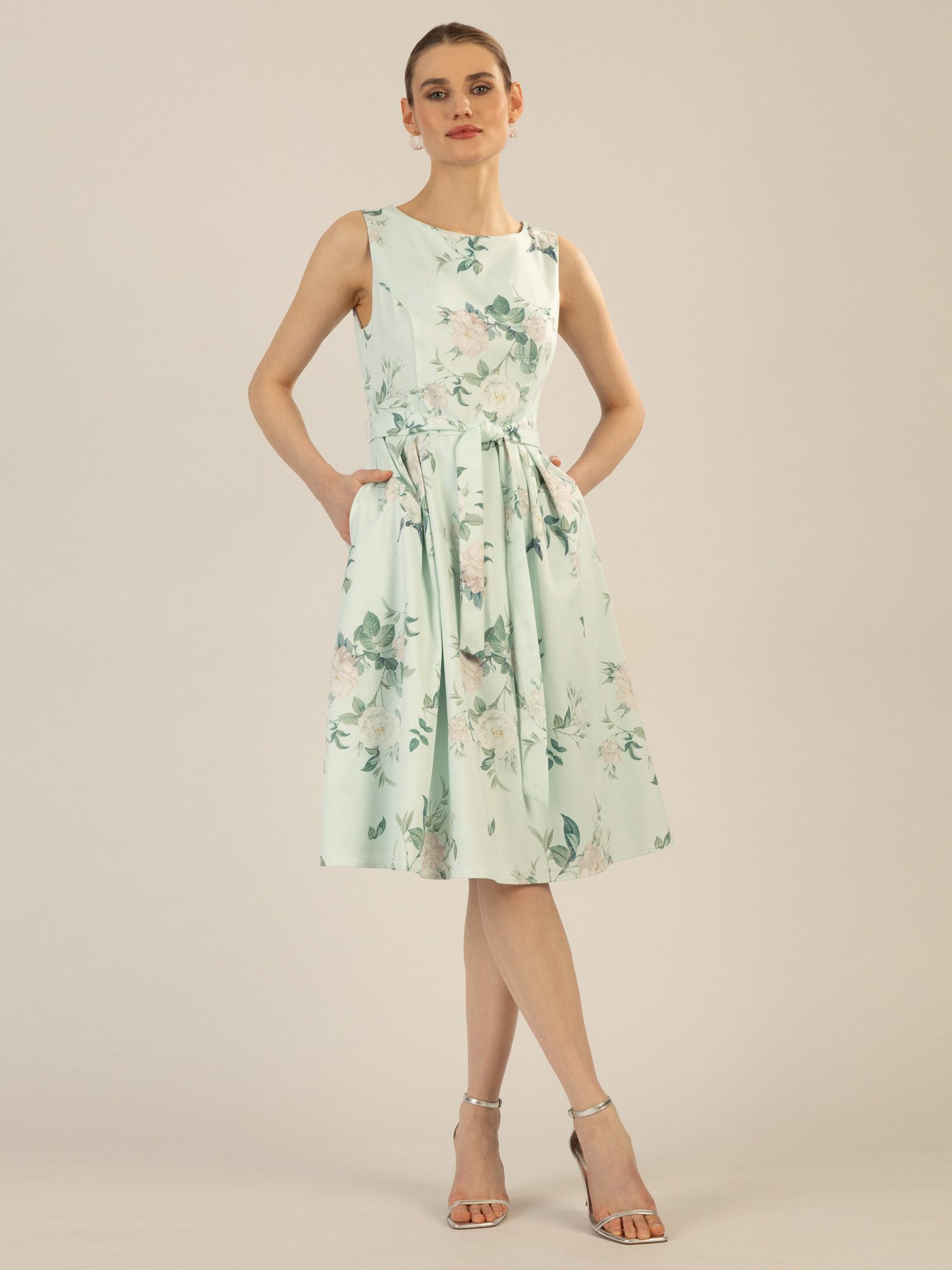 Apart Cocktailkleid aus mattschimmerndem Satin mit günstig online kaufen