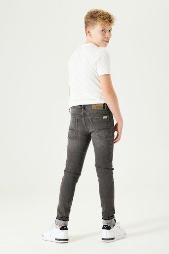 mit used Destroyed-Detail 5-Pocket-Jeans BOYS for Knie, Lazlo Garcia am medium