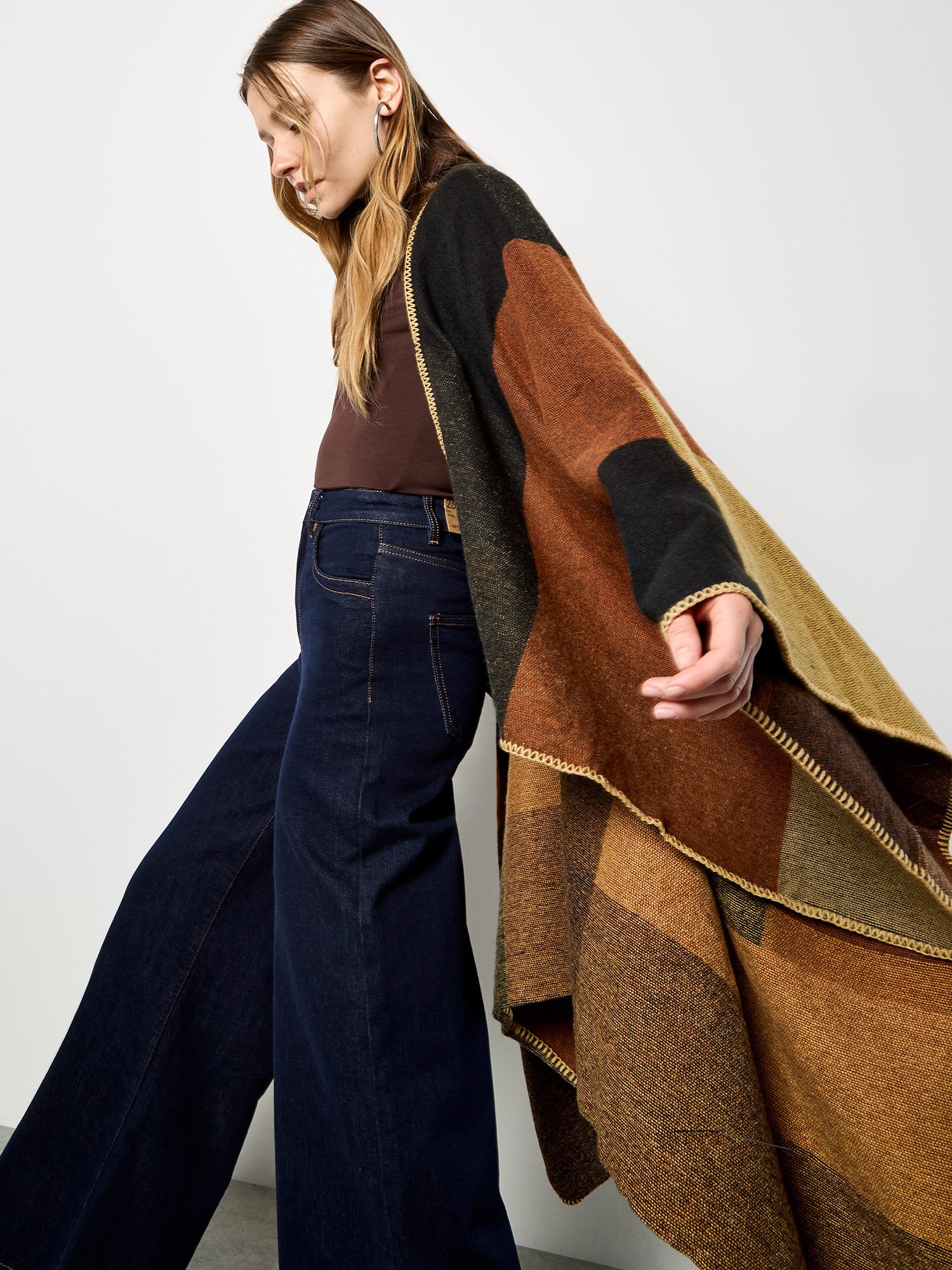 Apricot Poncho günstig online kaufen