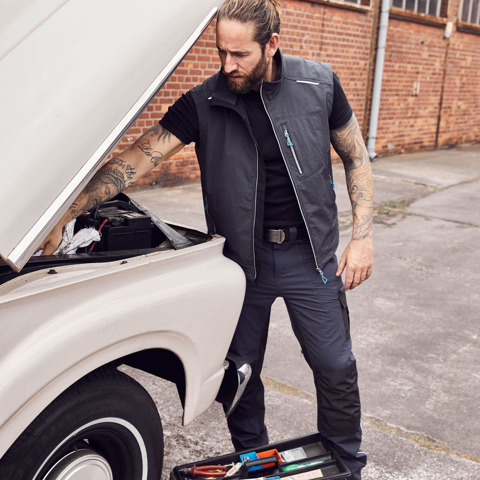 Terrax Workwear Arbeitshose 20589 Herren Bundhose für die Arbeit im sportlichen Look mit Details