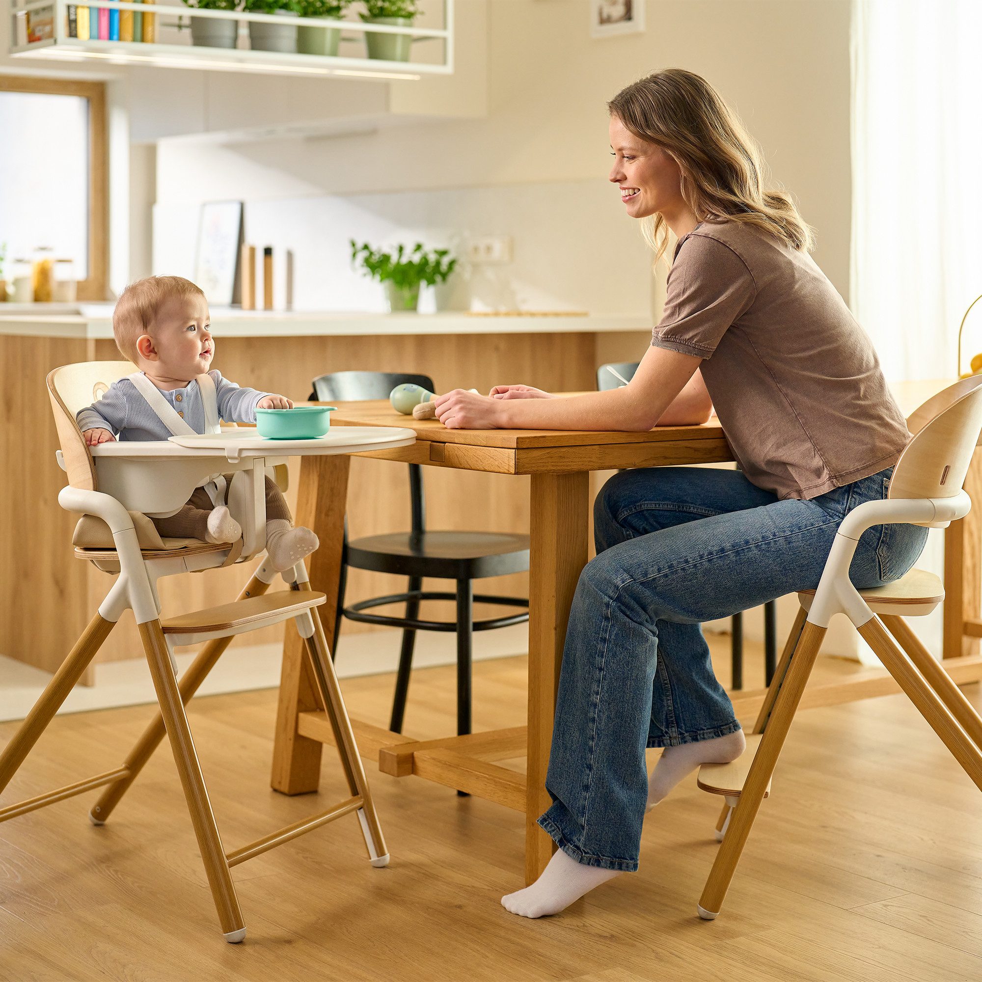 lionelo Hochstuhl CELIA (3-in-1-Hochstuhl Komplettset), 3in1/Einhandverstellung/Kunstleder/Tablett/Babyset enthalten – Bild 5 von 5