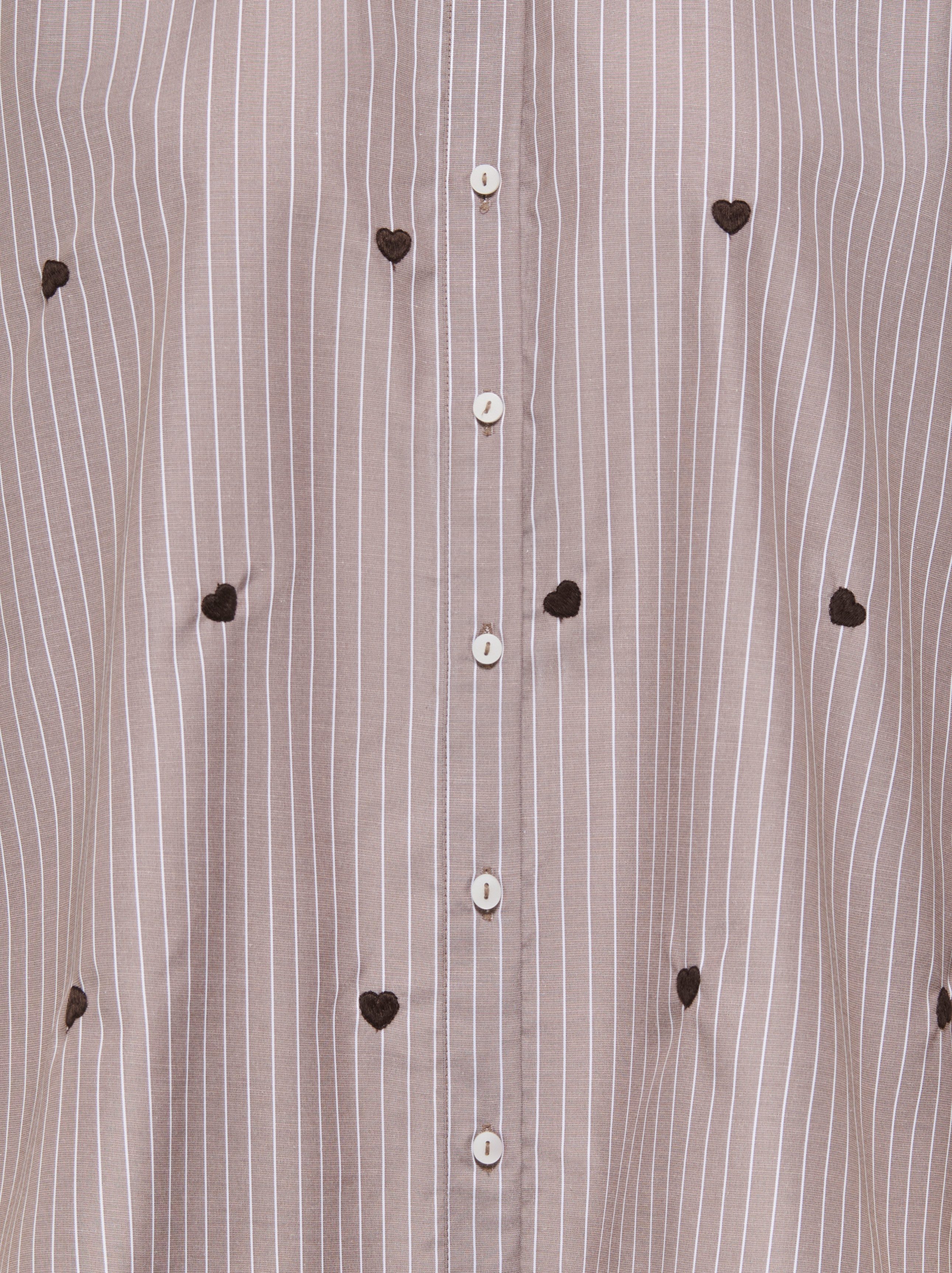 ONLY Hemdbluse ONLNEW LINA GRACE LS STRIPE EMB SHIRT Materialmix, Herzchen Stickerei