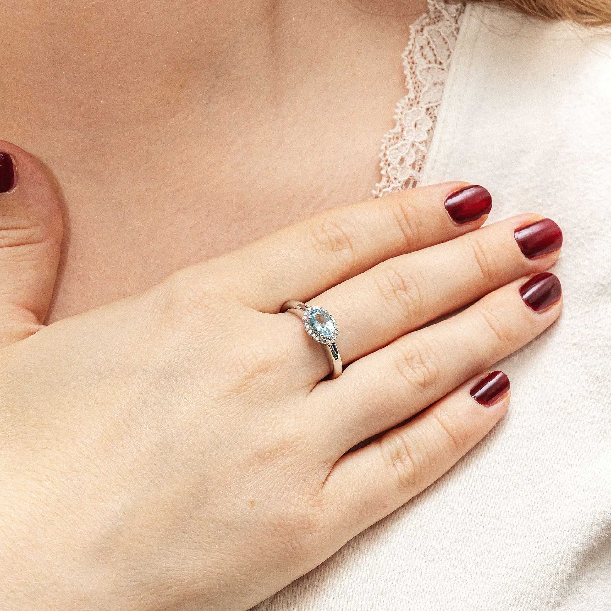 Diamonds by Ellen K. Fingerring Weißgold 585 mit echtem Aquamarin und 36 Diamanten 0,09ct.