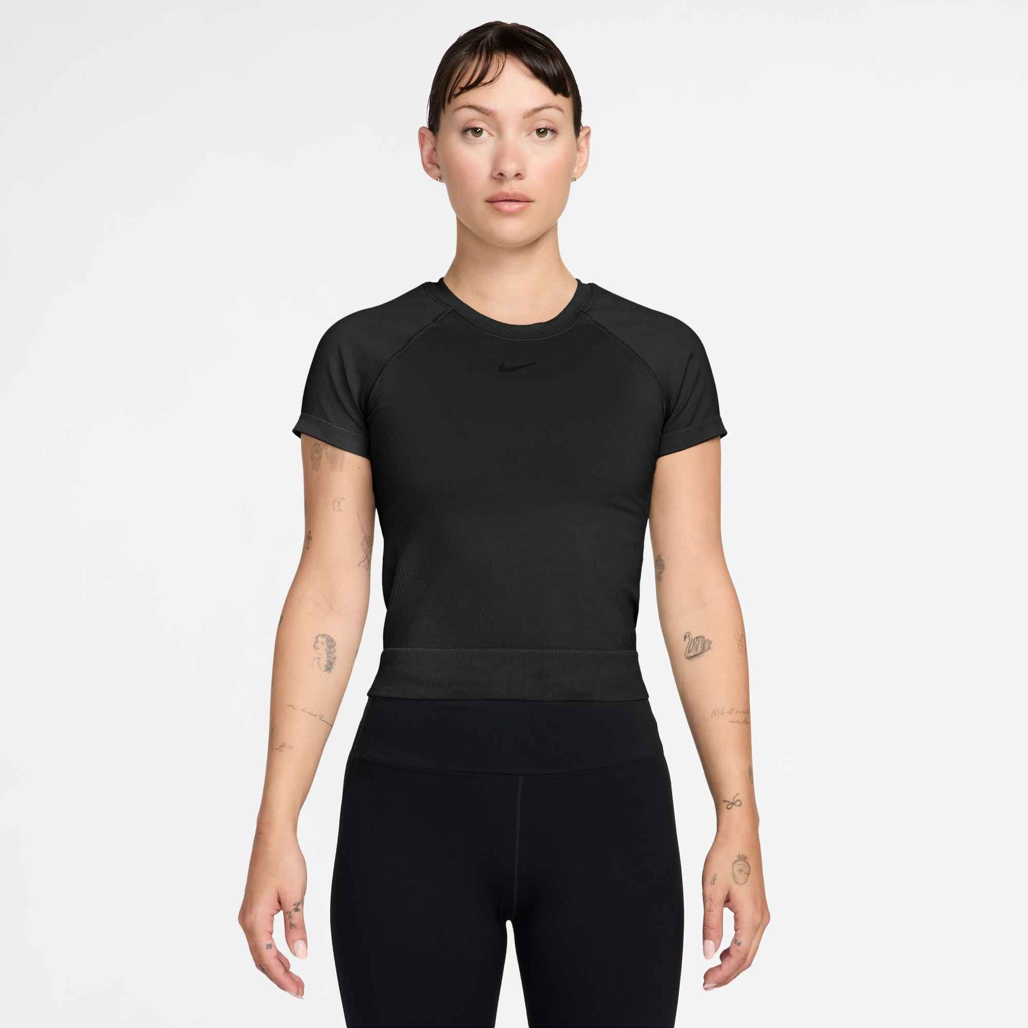 Nike Funktionsshirt Nike Pro Seamless Women's Dri-FIT Short-Sleeve Top Raglanärmel, Kurzarm, mit Dri-FIT-Technologie, elastisches Material