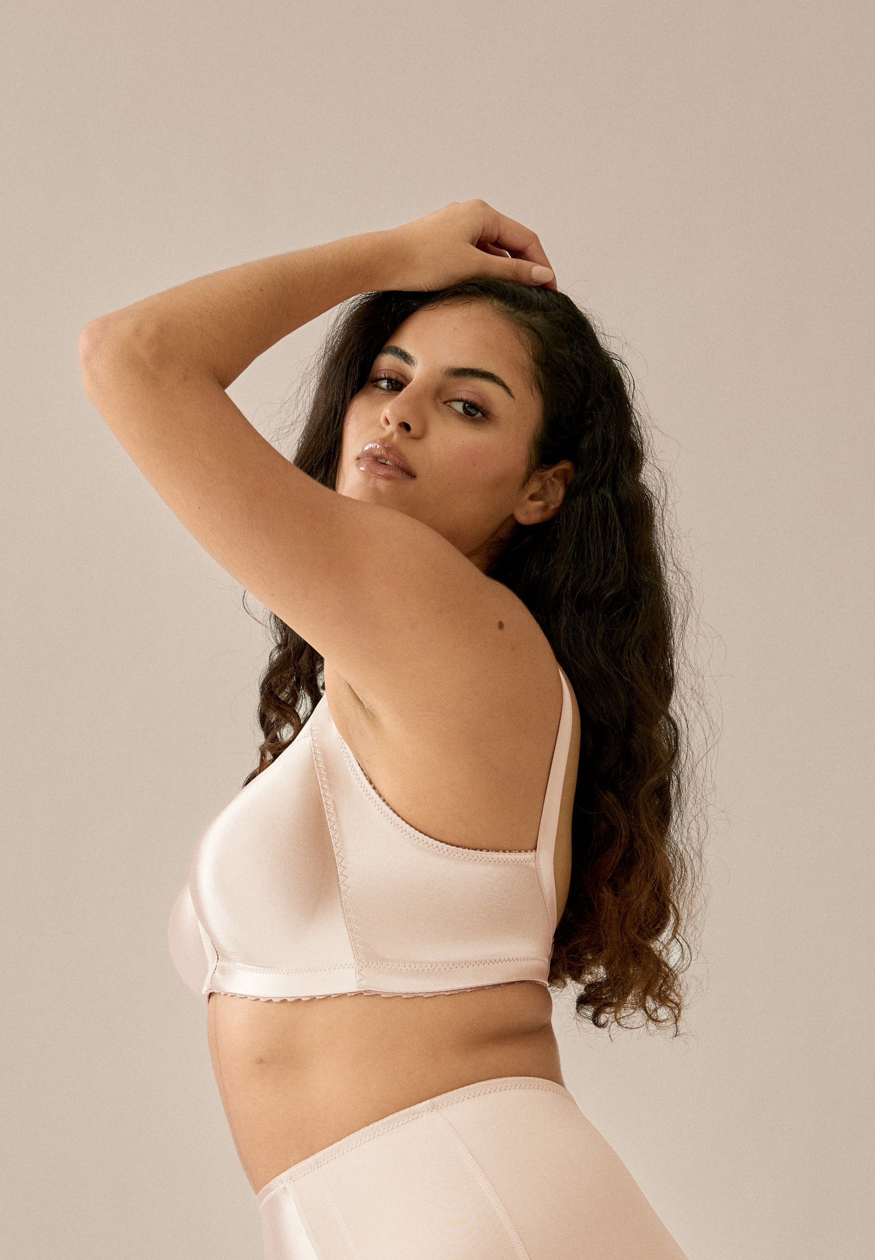 Naturana Minimizer-BH Solutions (1-tlg) Shaping-Effekt, breite Träger, feminin, ohne Bügel, Satin
