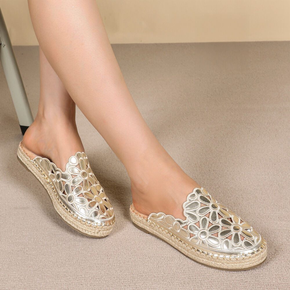 Ital-Design Damen Mules Freizeit Pantolette (88930273) Flach Pantoletten in Gold