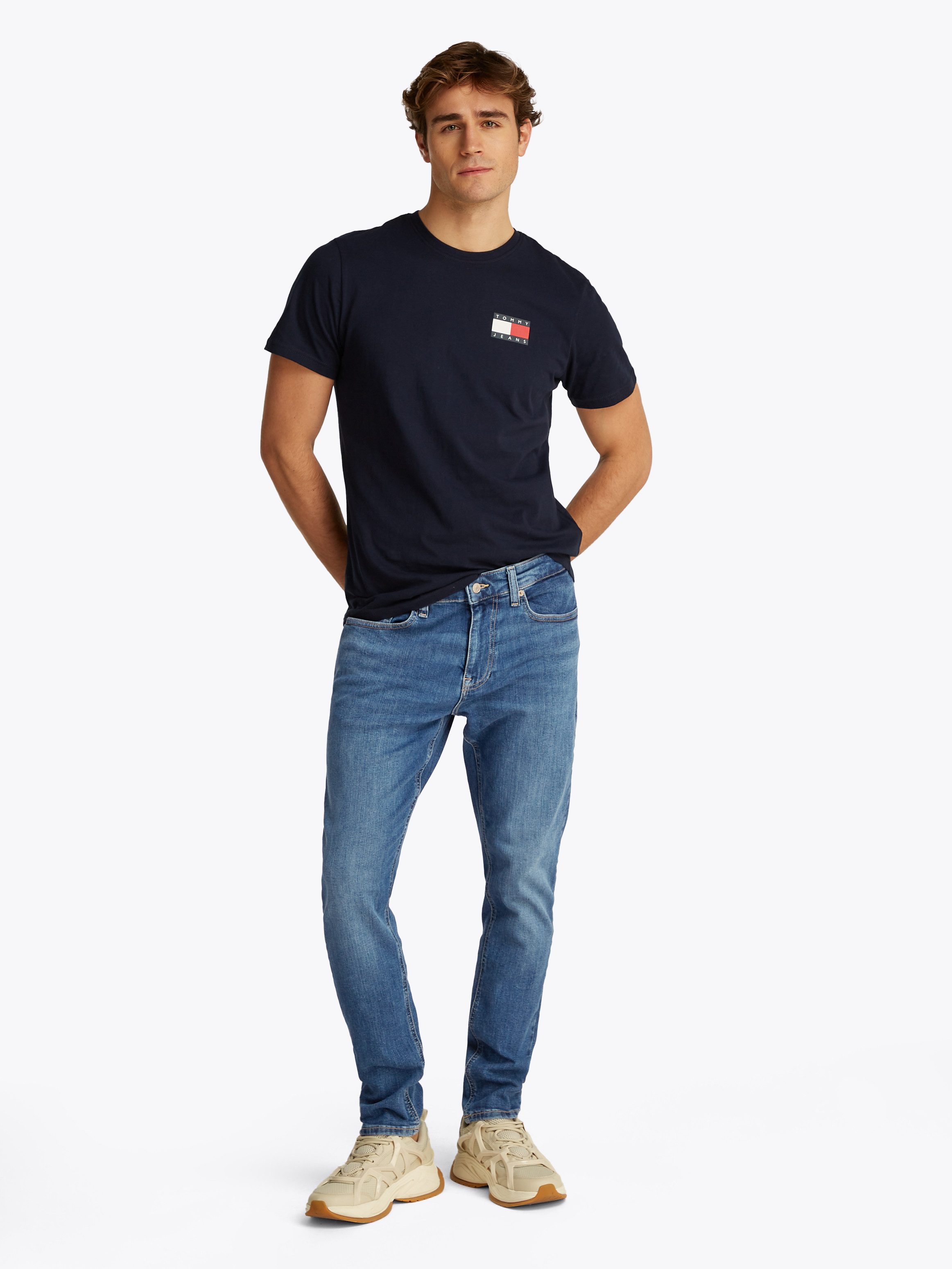Tommy Jeans Slim-fit-Jeans Austin Slim Tapered zum Knöchel hin schmaler werdende Jeans mit mittlerer Leibhöhe