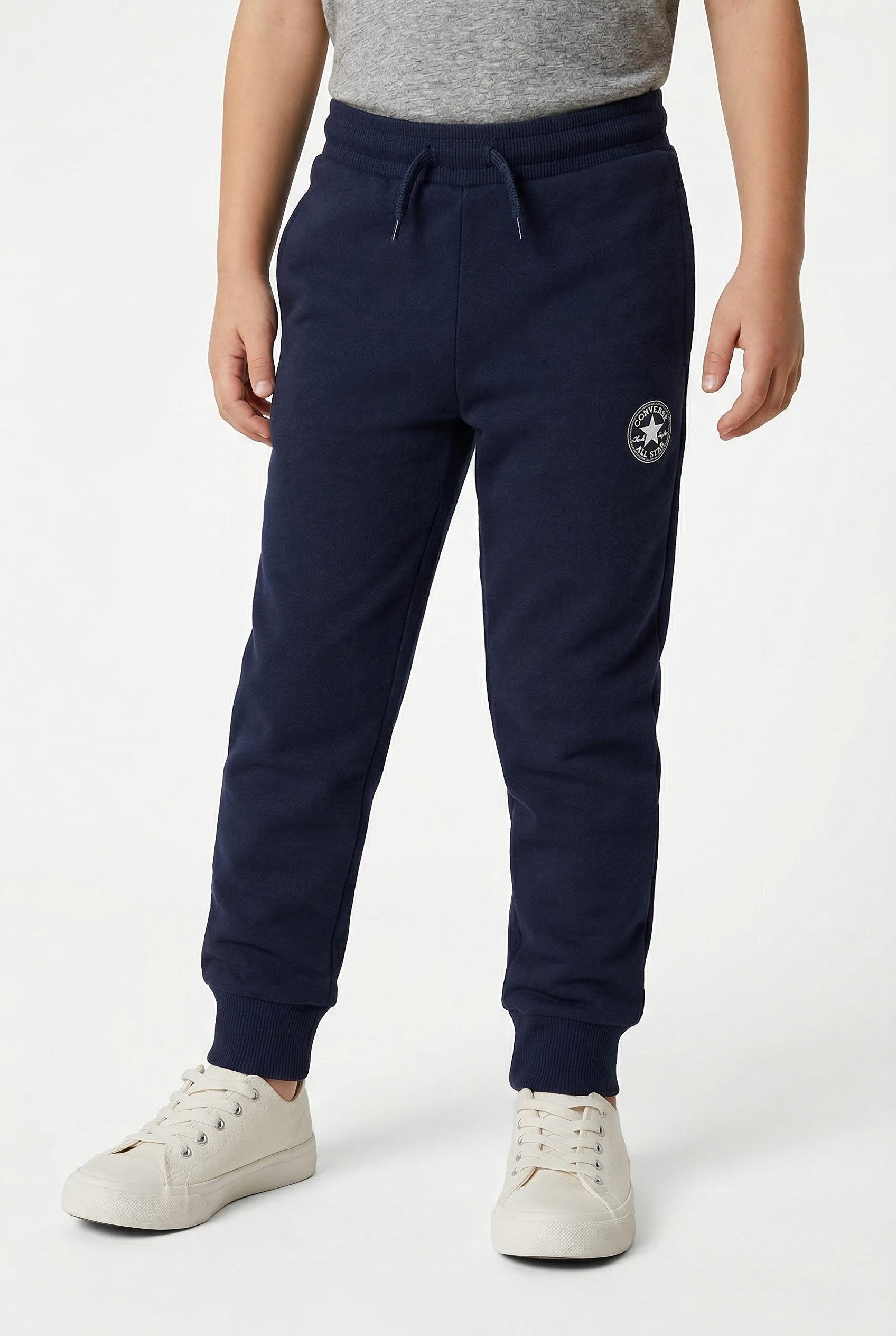 Converse Jogginghose SIGNATURE FLEECE CHUCK PATCH JOGGER - für Kinder für Kinder, Eingrifftaschen, krempelbare Beinabschlüsse