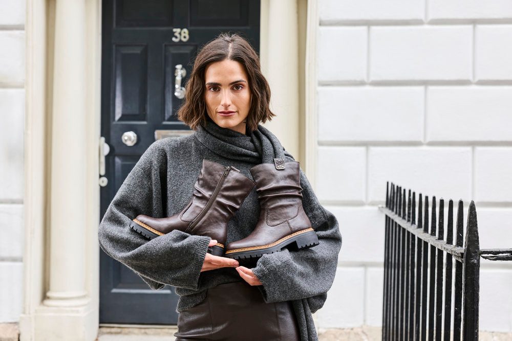 Rieker Winterstiefelette Boots mit Innenreißverschluss und Profilsohle – Bild 2 von 5