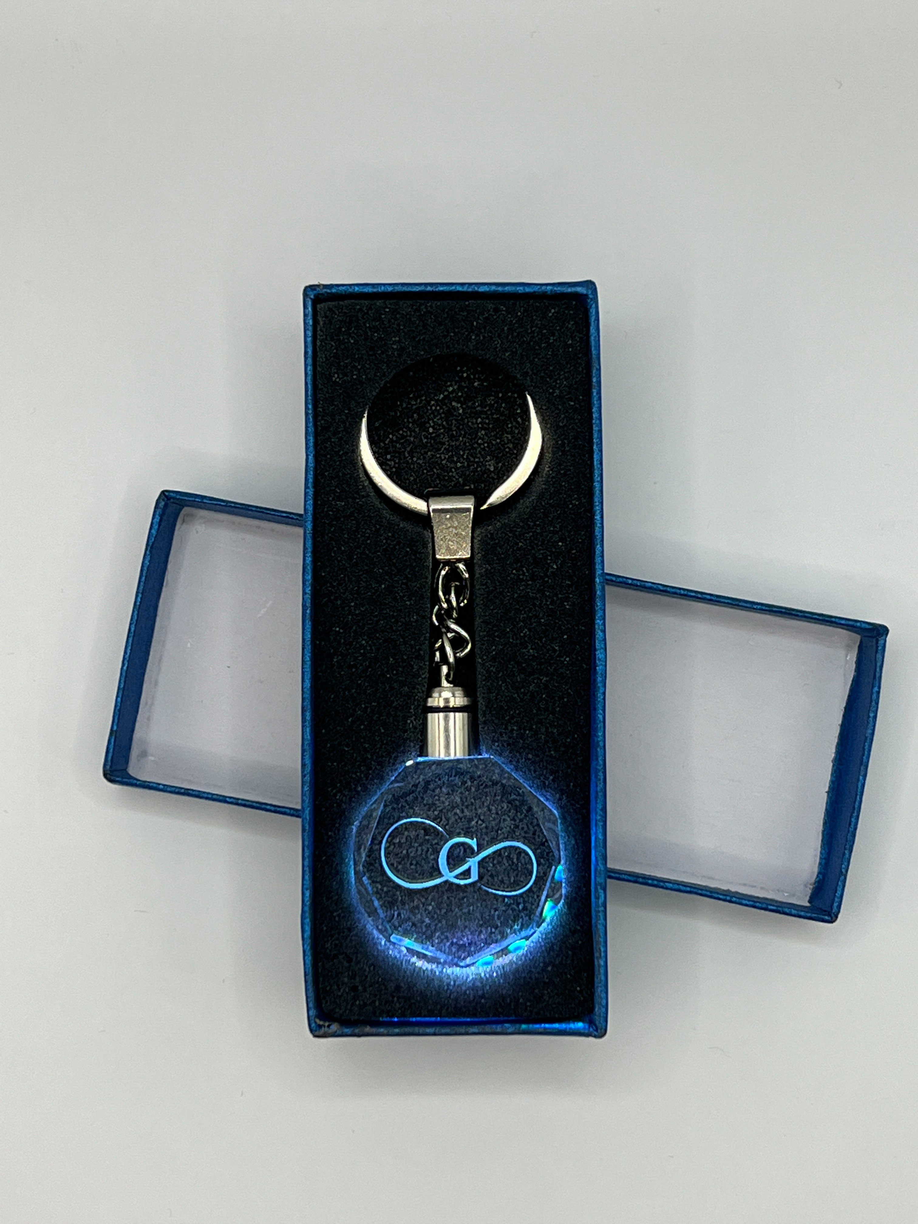 Stelby Schlüsselanhänger Unendlichkeitszeichen Schlüsselanhänger G Multicolor mit Geschenkbox | Schlüsselanhänger