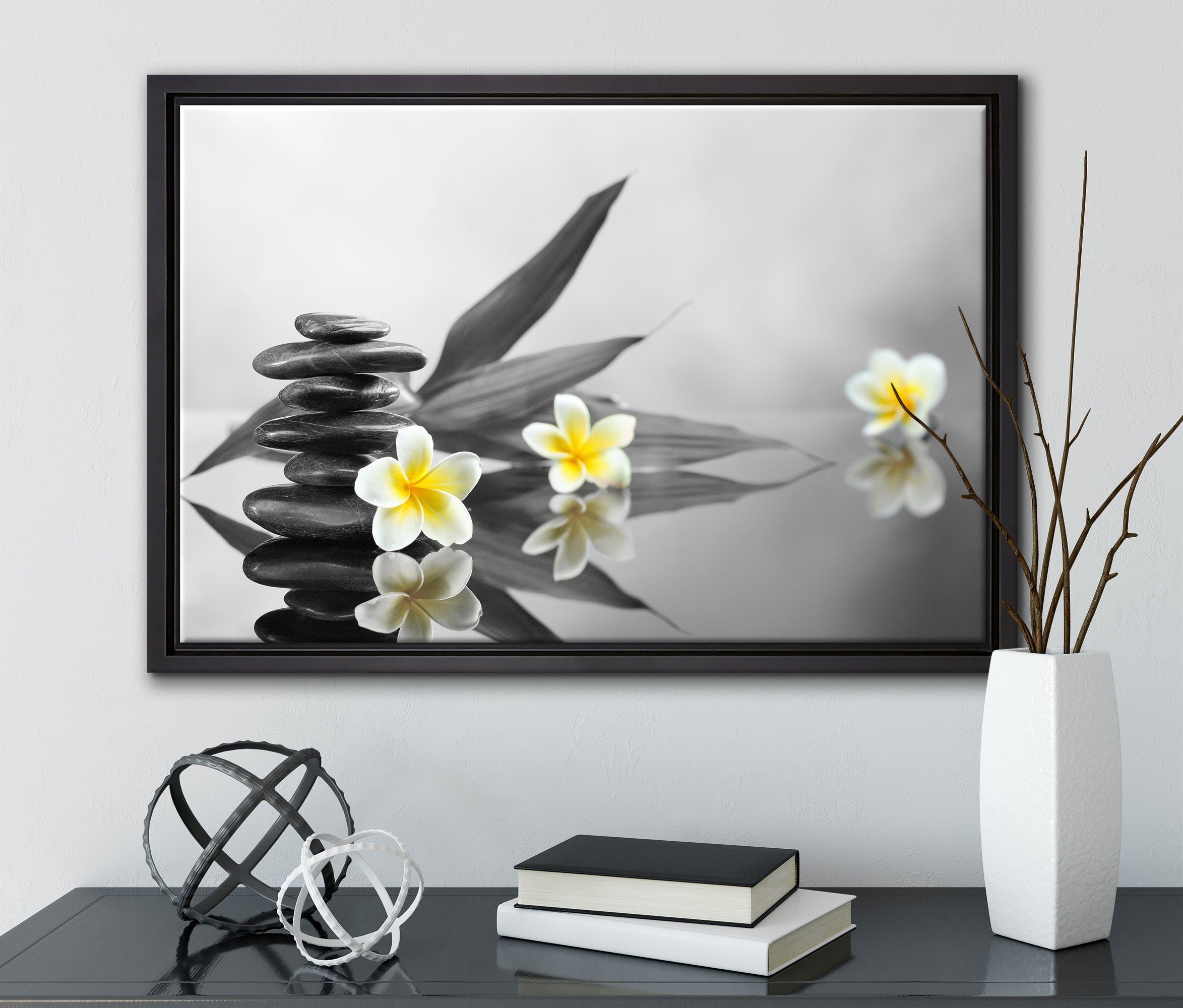 Leinwandbild gefasst, fertig Zackenaufhänger Blüten Monoi in Wanddekoration St), einem Zen (1 bespannt, Pixxprint Leinwandbild Schattenfugen-Bilderrahmen inkl. Steinturm,