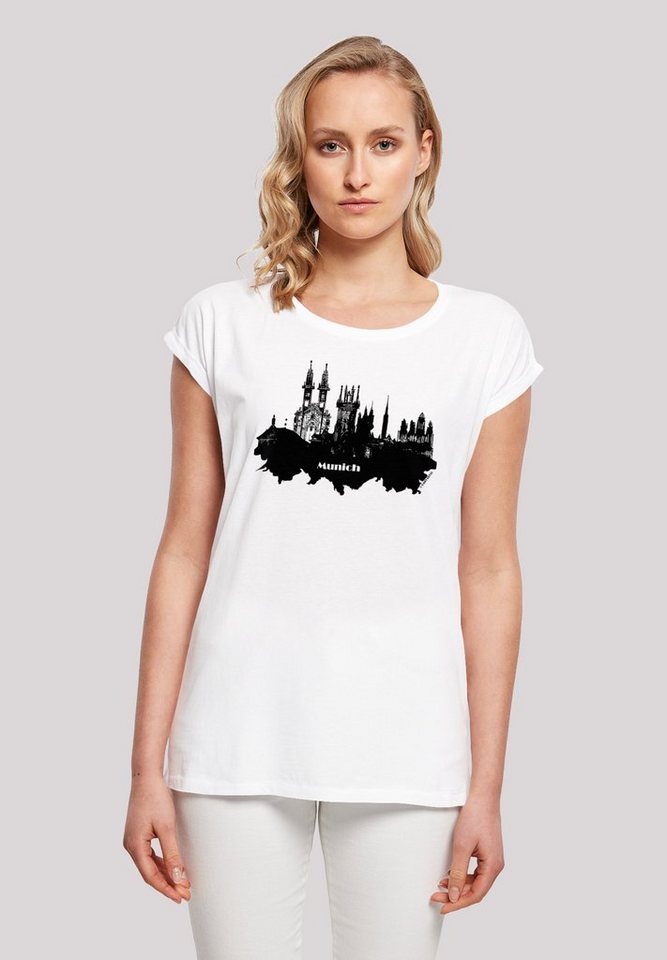 F4NT4STIC T-Shirt Cities Collection - Munich skyline Print, Das Model ist  170 cm groß und trägt Größe M