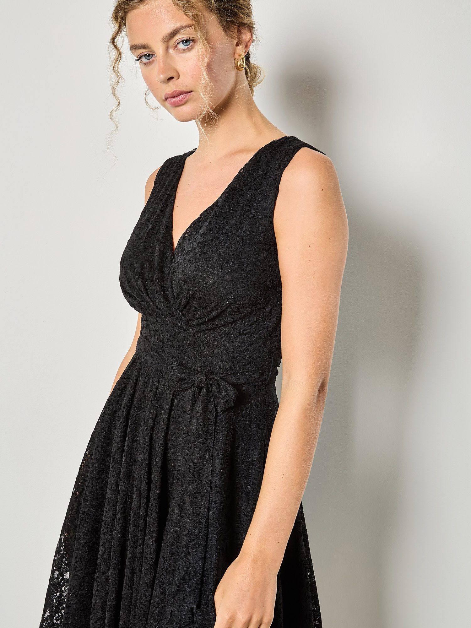 Apricot Midikleid Skaterkleid (mit Bindband) aus Spitze