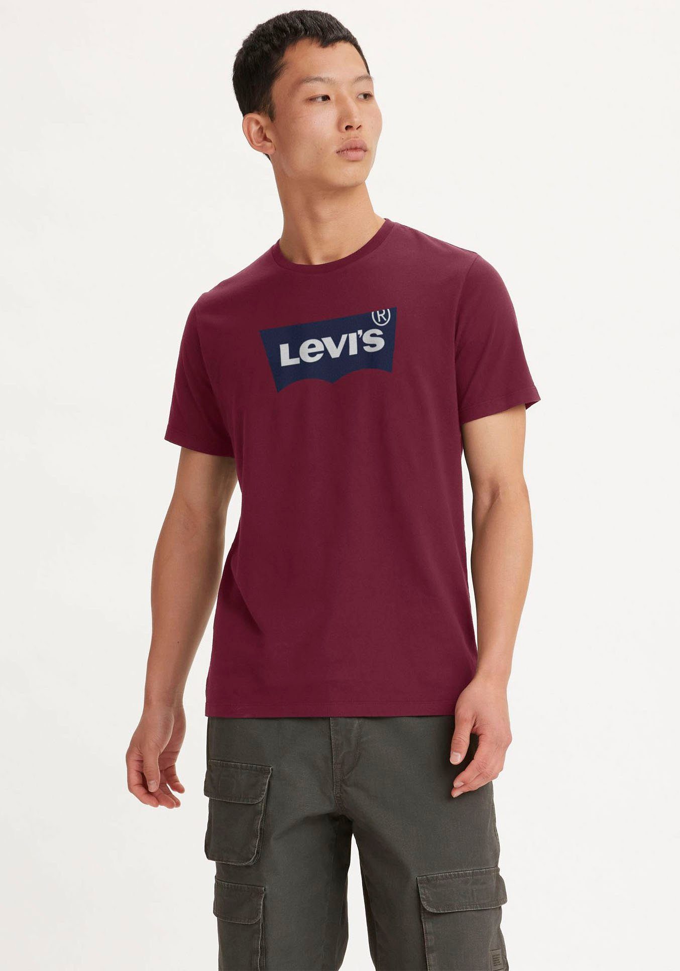 mit Levi's® T-Shirt red CREWNECK Logo-Front-Print rumba TEE