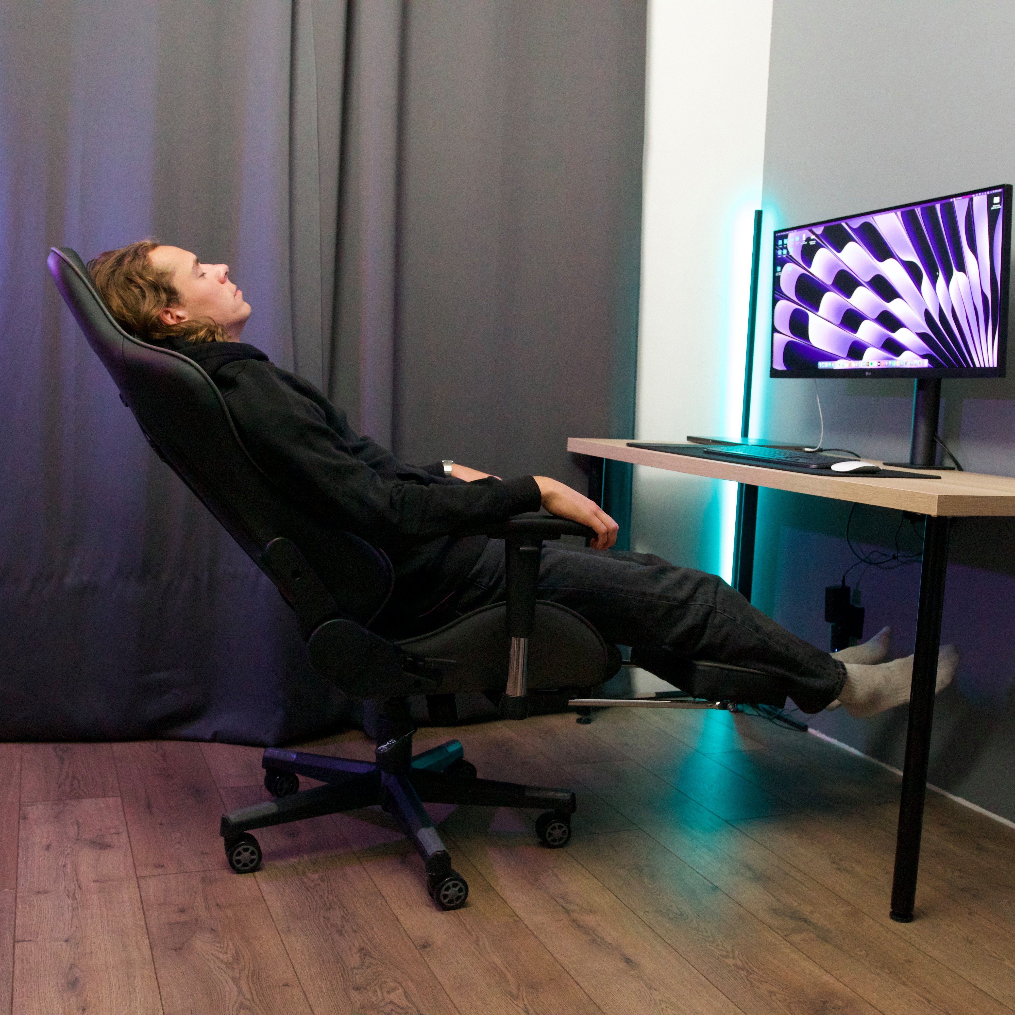 mit Ergonomischer FOXSPORT Gaming Stuhl Gaming-Stuhl Fußstütze blau