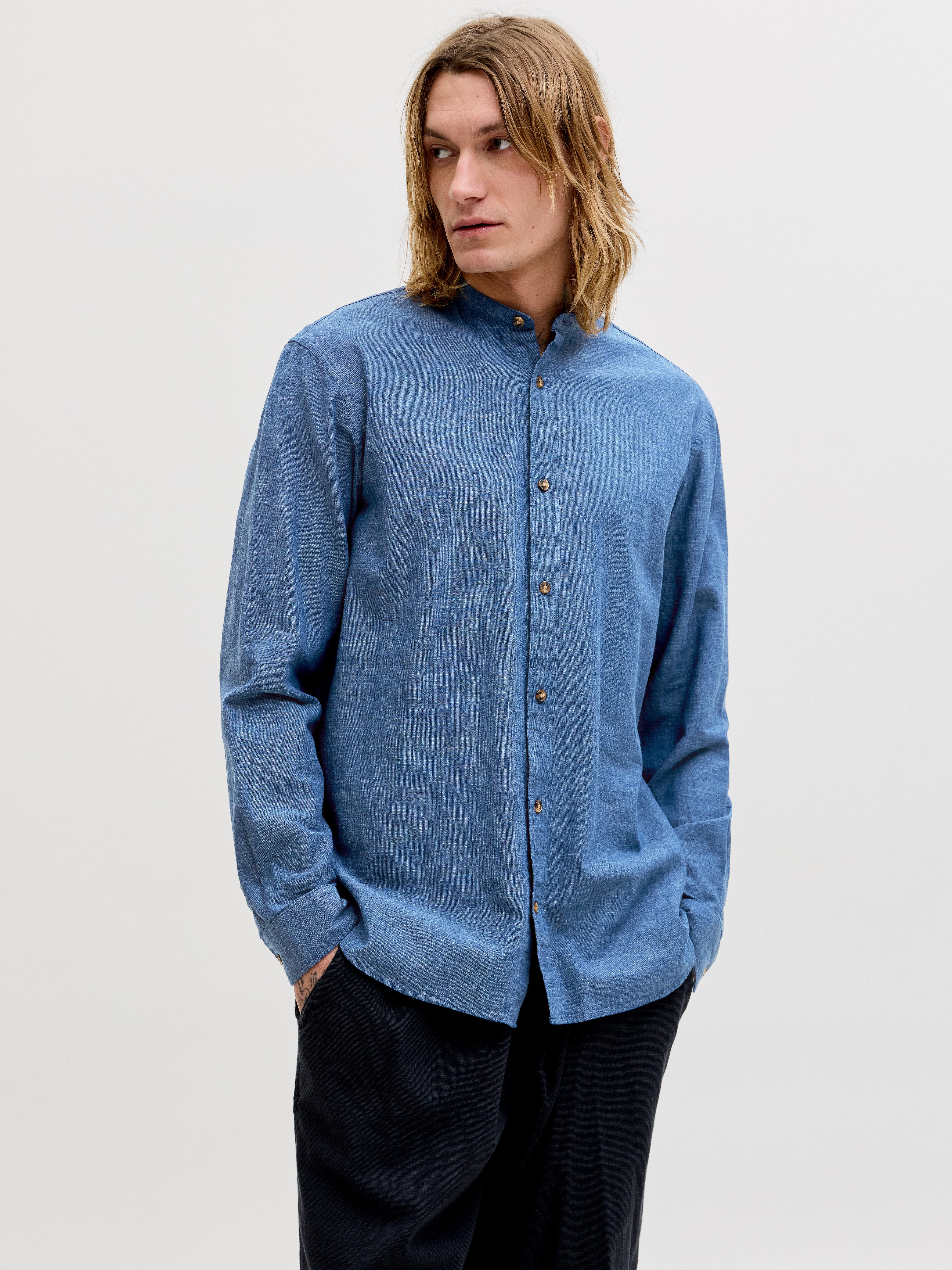 Langarmhemd JJESUMMER LINEN BLEND BAND SHIRT L/S SN