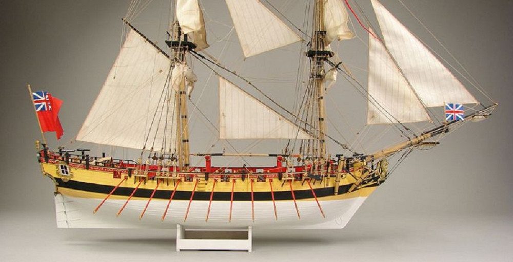 Krick Modellbausatz Shipyard HMS Wolf The 10 Gun Sloop 1752 Laser Cut 1:72 Kartonbausatz