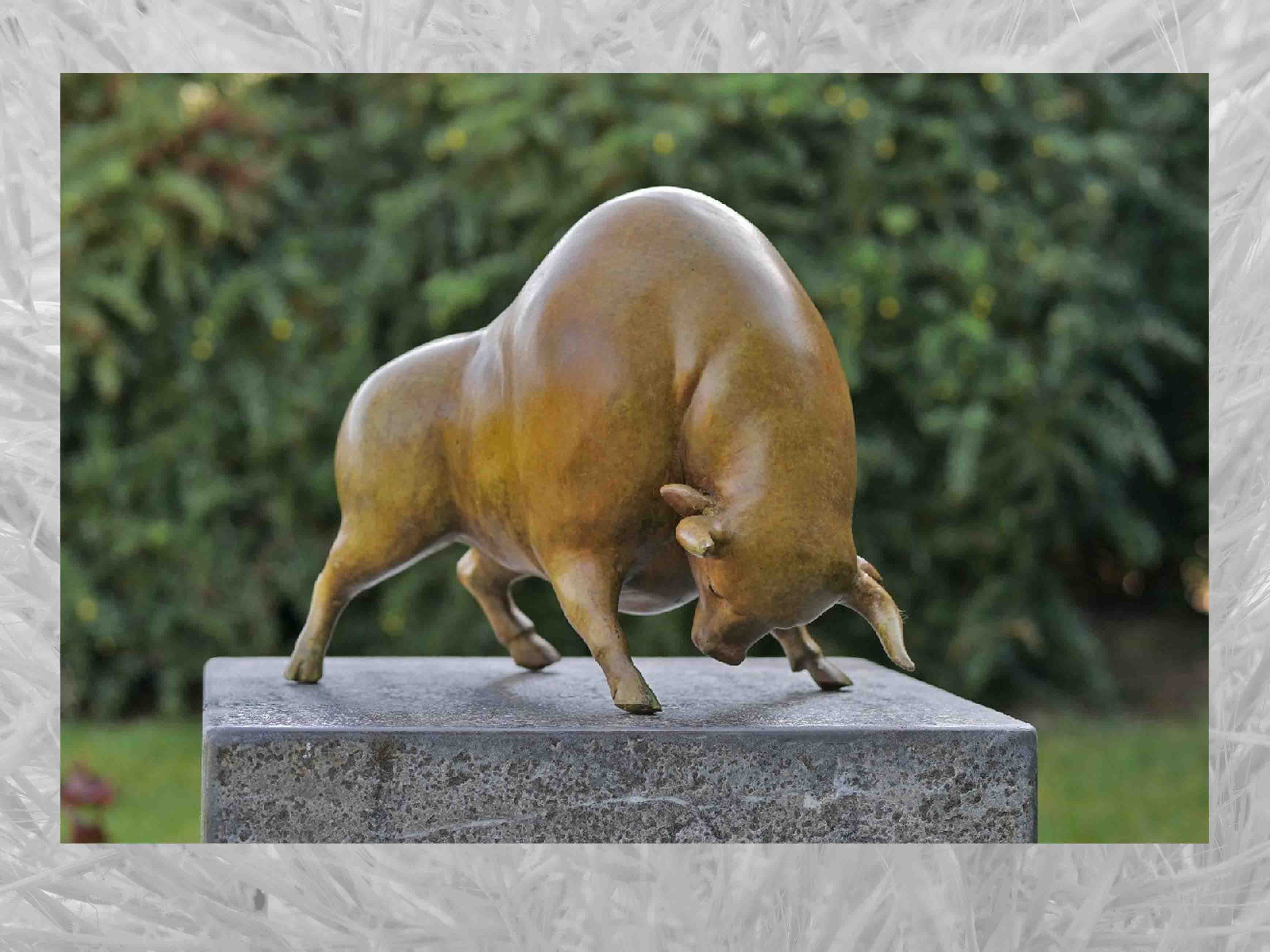 IDYL Gartenfigur Bronze-Skulptur Stier Patina, Bronze IDYL grüne heiße