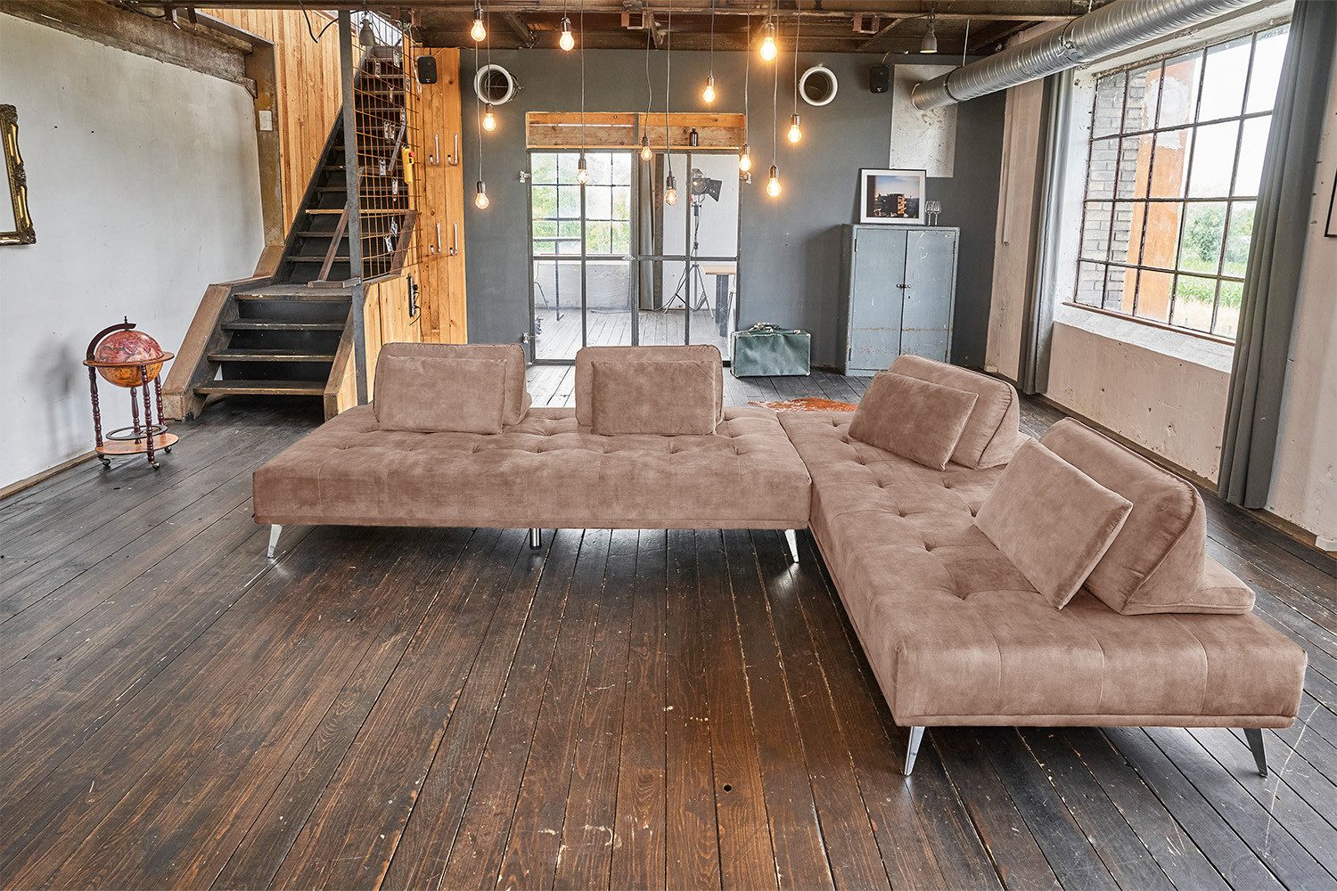 KAWOLA Schlafsofa WIOLO, Couch Stoff oder Velvet, mit oder ohne Hocker, verschiedene Farben