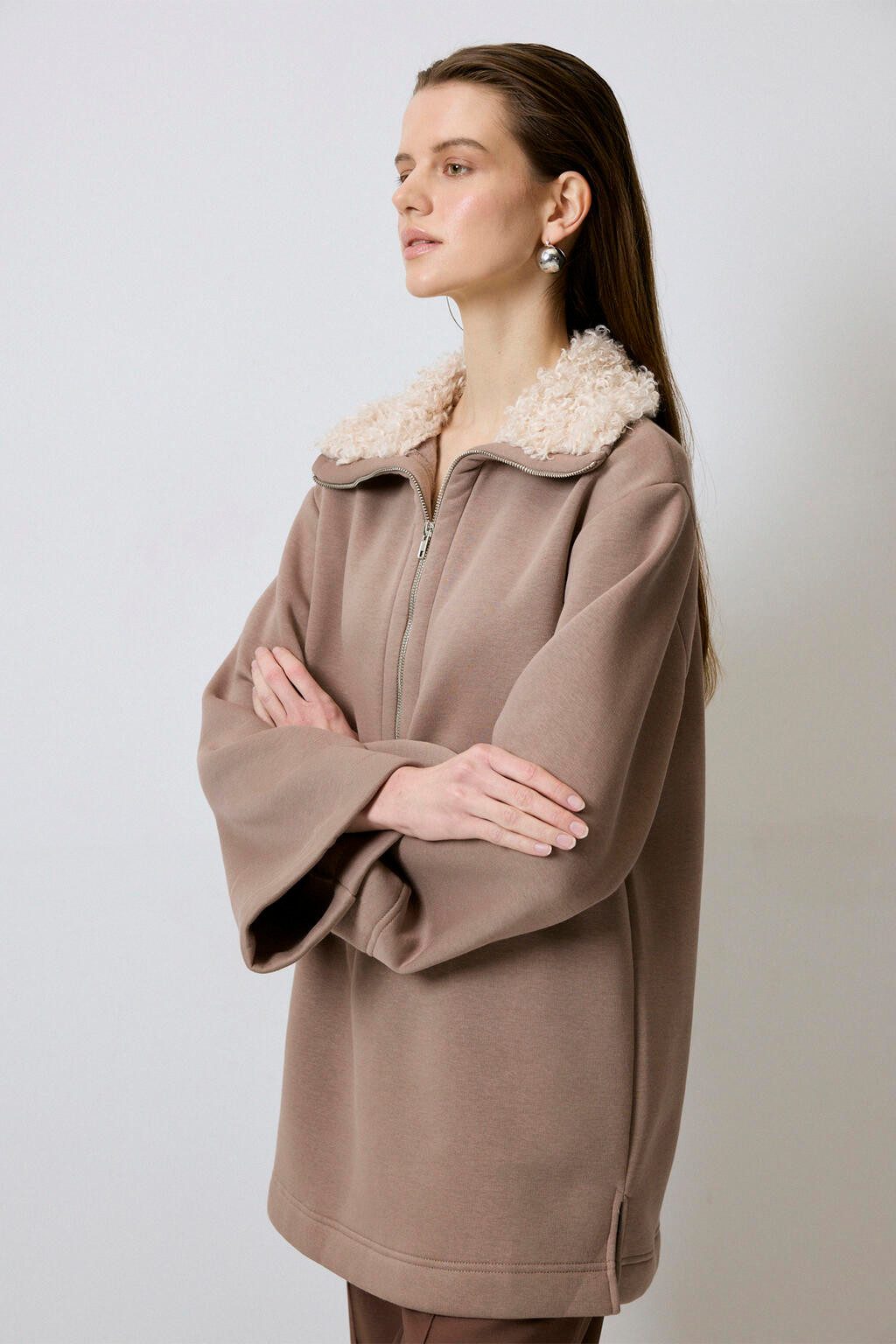 touche prive Kapuzenpullover SWEATSHIRT MIT KUNSTPELZKRAGEN