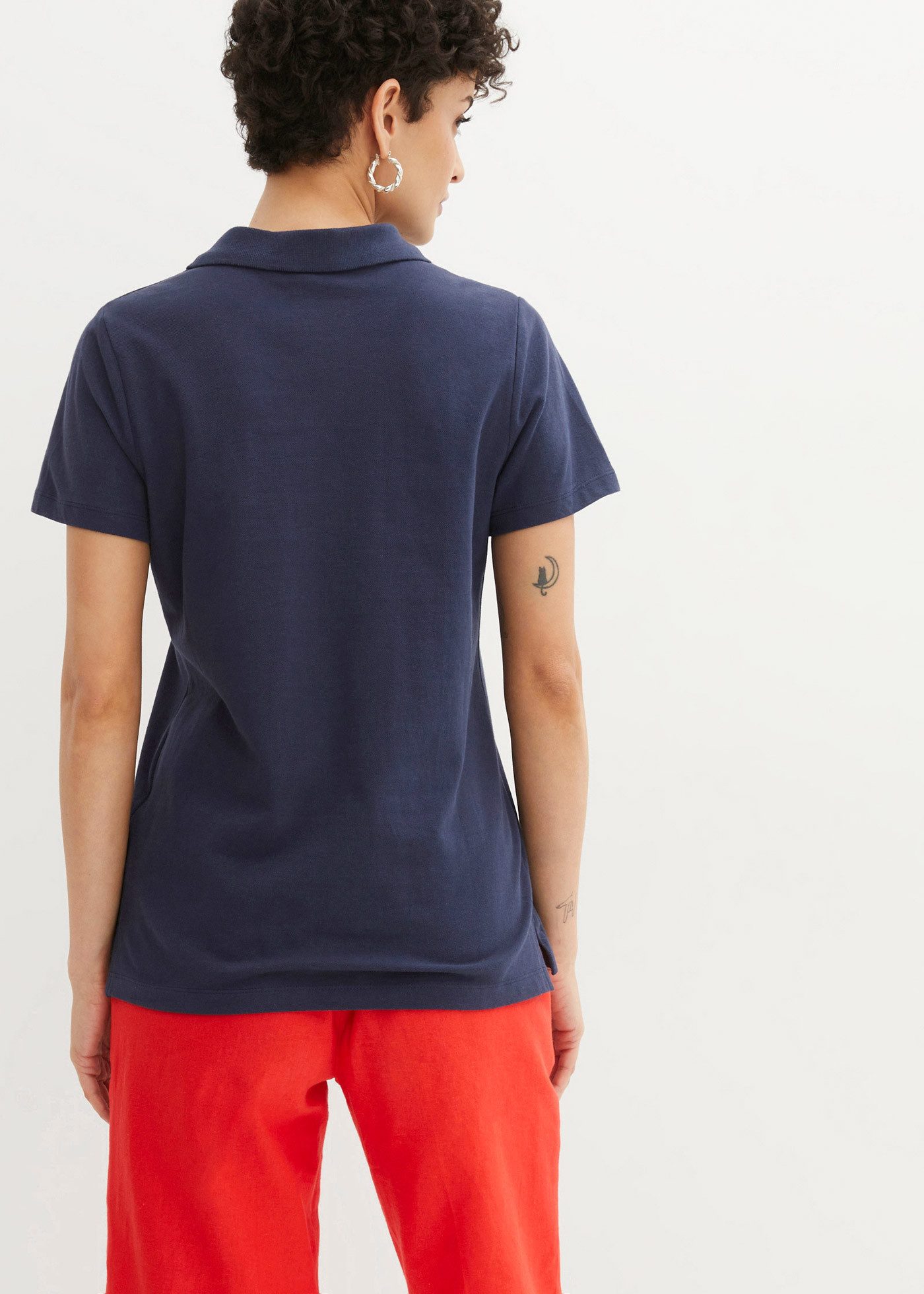 bonprix Poloshirt figurumspielende Passform, Kurzarm-Design, Polokragen