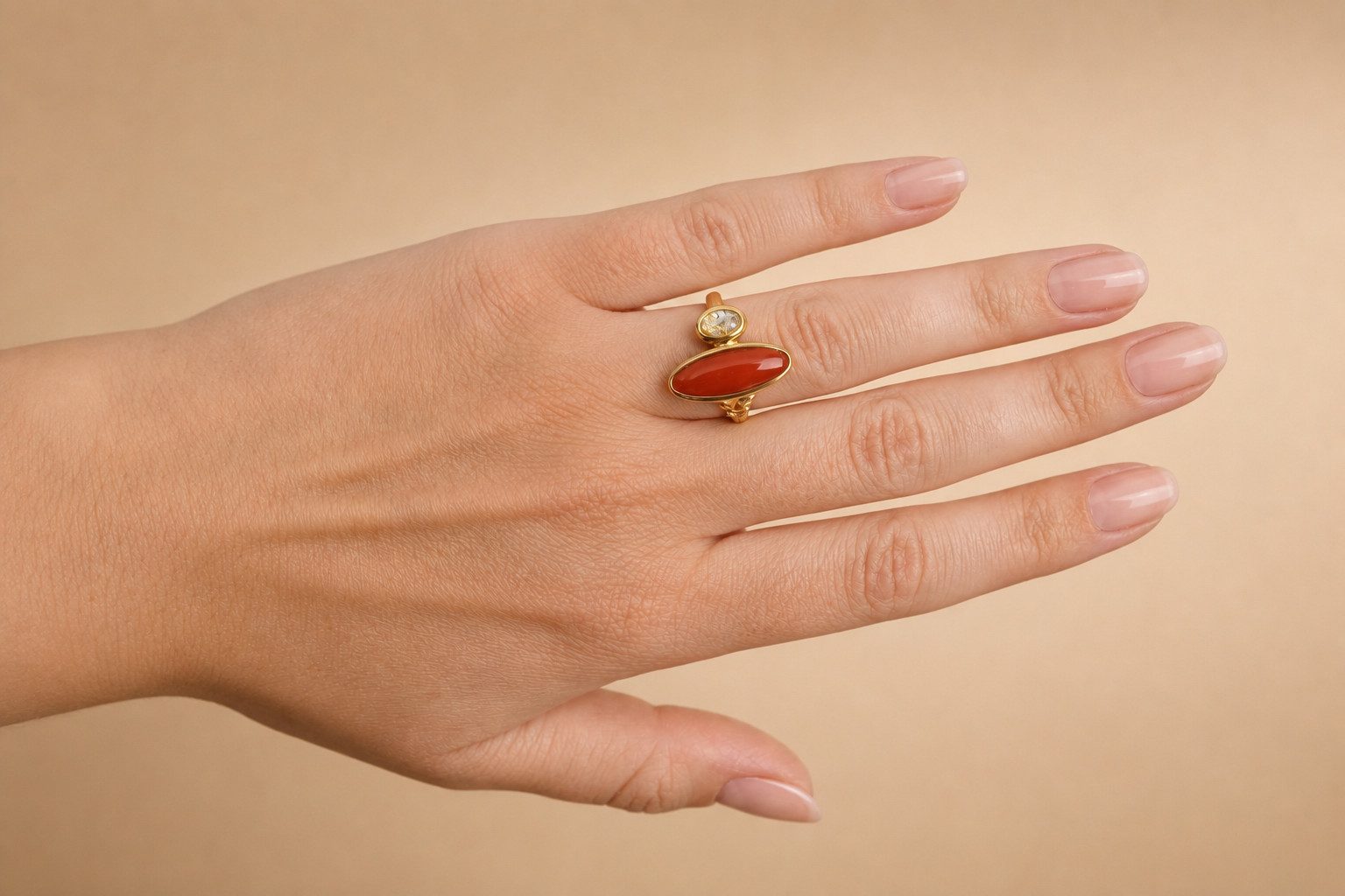 Sogni d'oro Fingerring "Korallenduett" mit Koralle und Bergkristall Blattgold Doublette, Silber 925 vergoldet