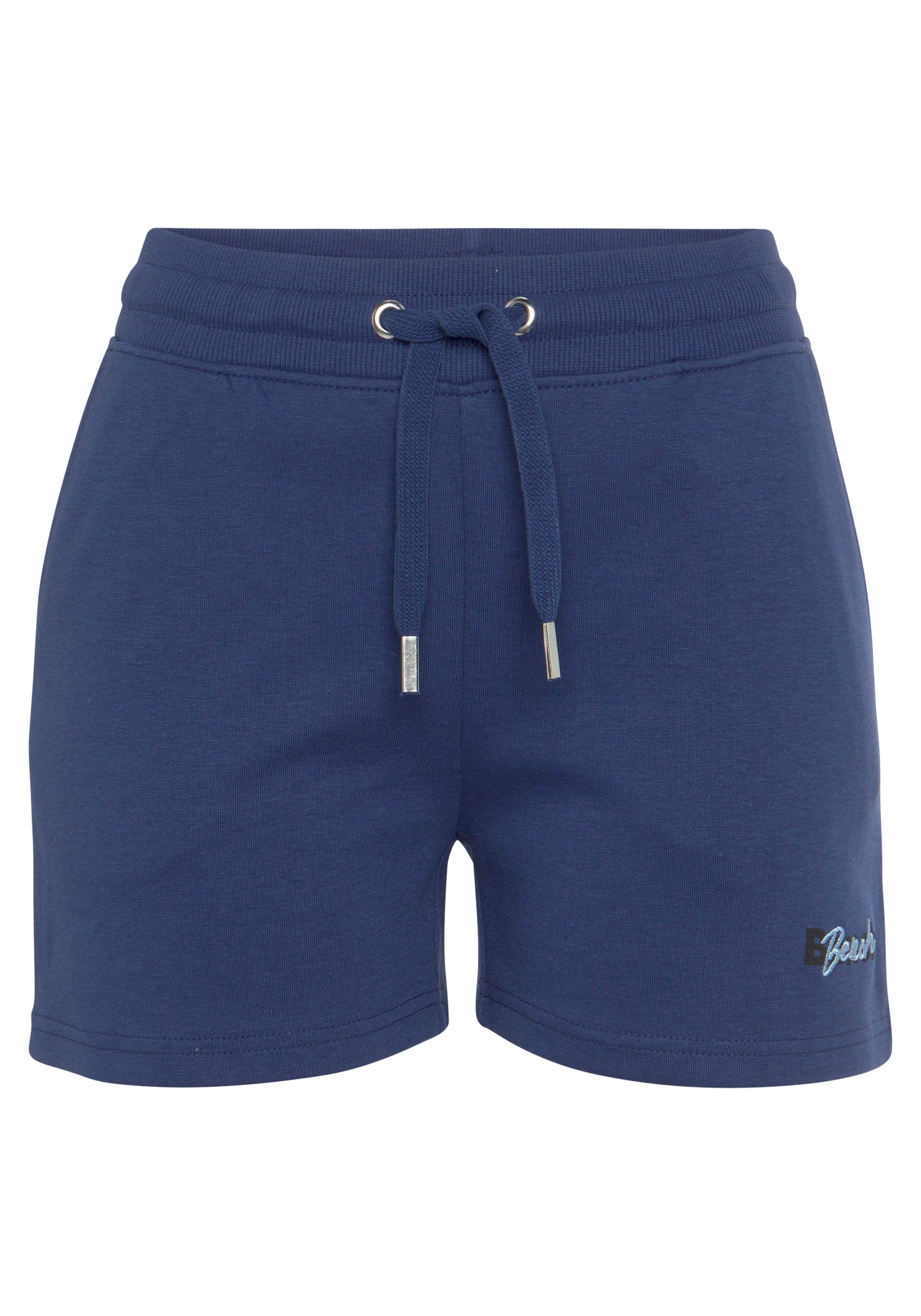 Bench. Loungewear Shorts mit Logodruck und günstig online kaufen
