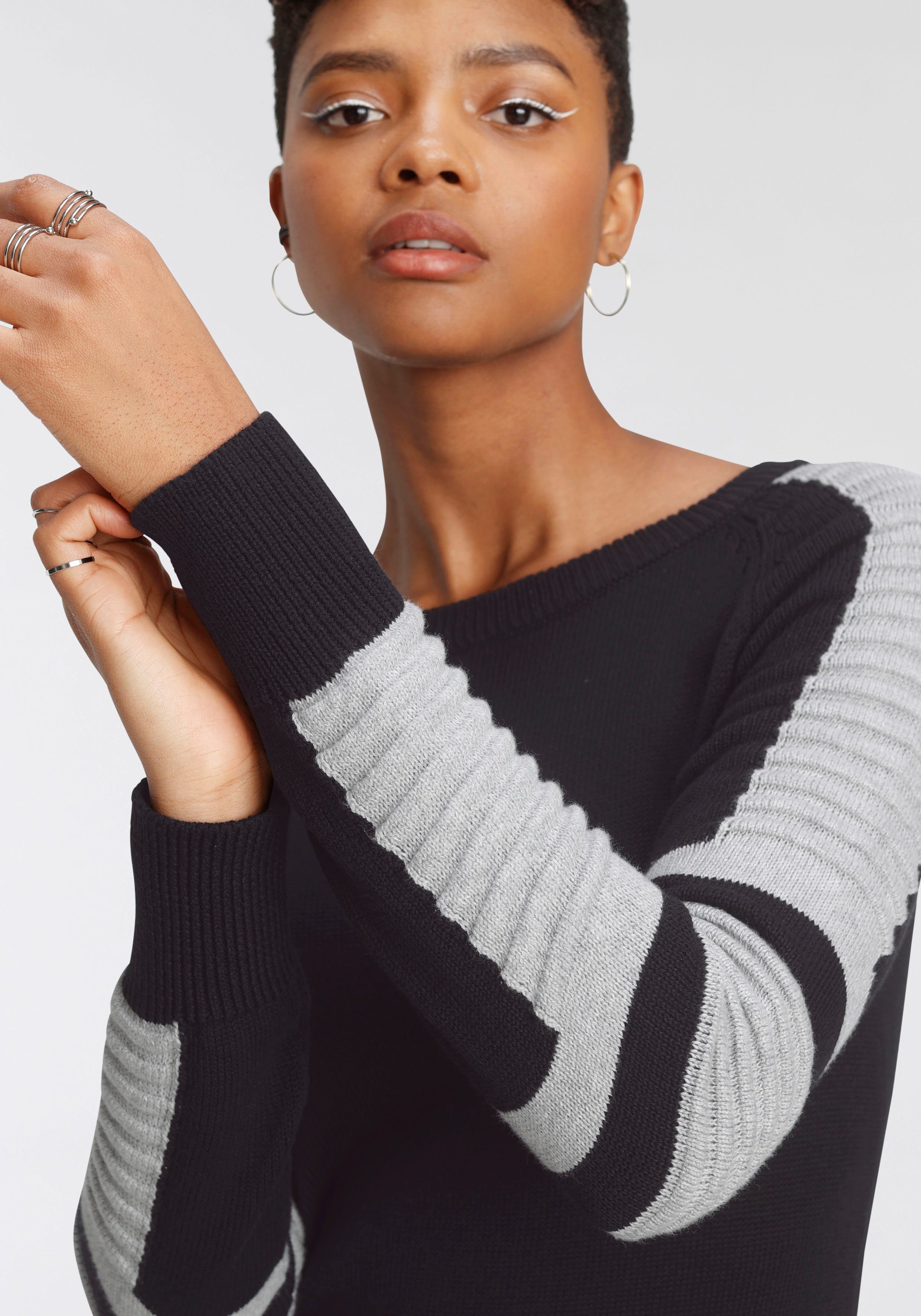 Arizona Rundhalspullover im Bikerstil mit Ärmeln in Fein - und grobem Rippenstrick