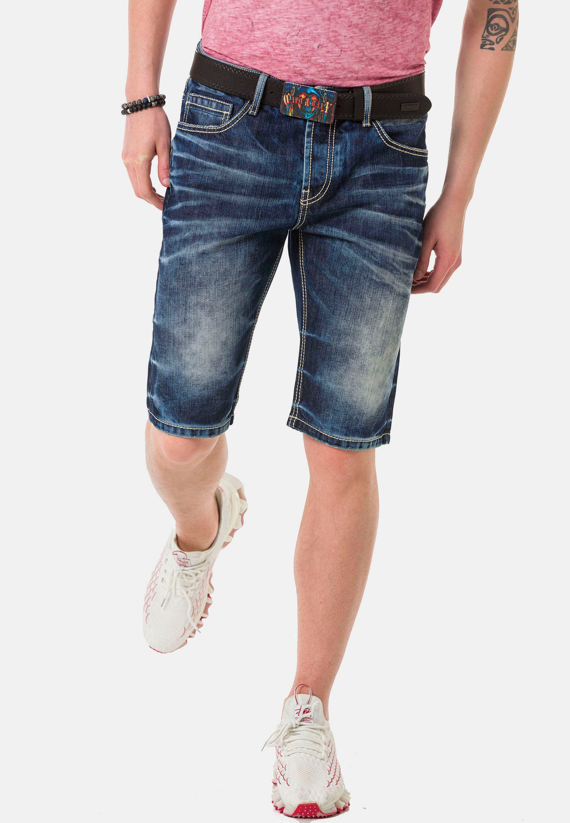 Cipo & Baxx Shorts mit trendiger Used-Waschung | Shorts