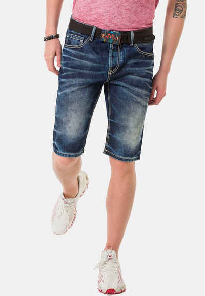 Cipo & Baxx Shorts mit trendiger Used-Waschung