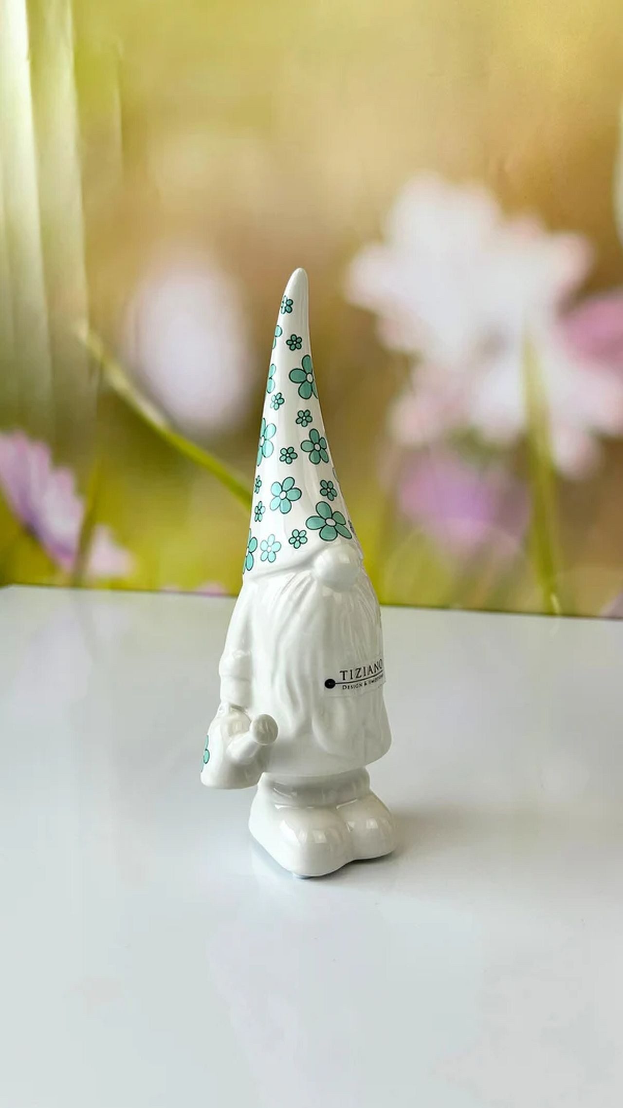 TIZIANO - DESIGN & EMOTIONS Dekofigur Deko Zwerg Geraldo Keramik grün – Gartenzwerg modern 21/30 cm