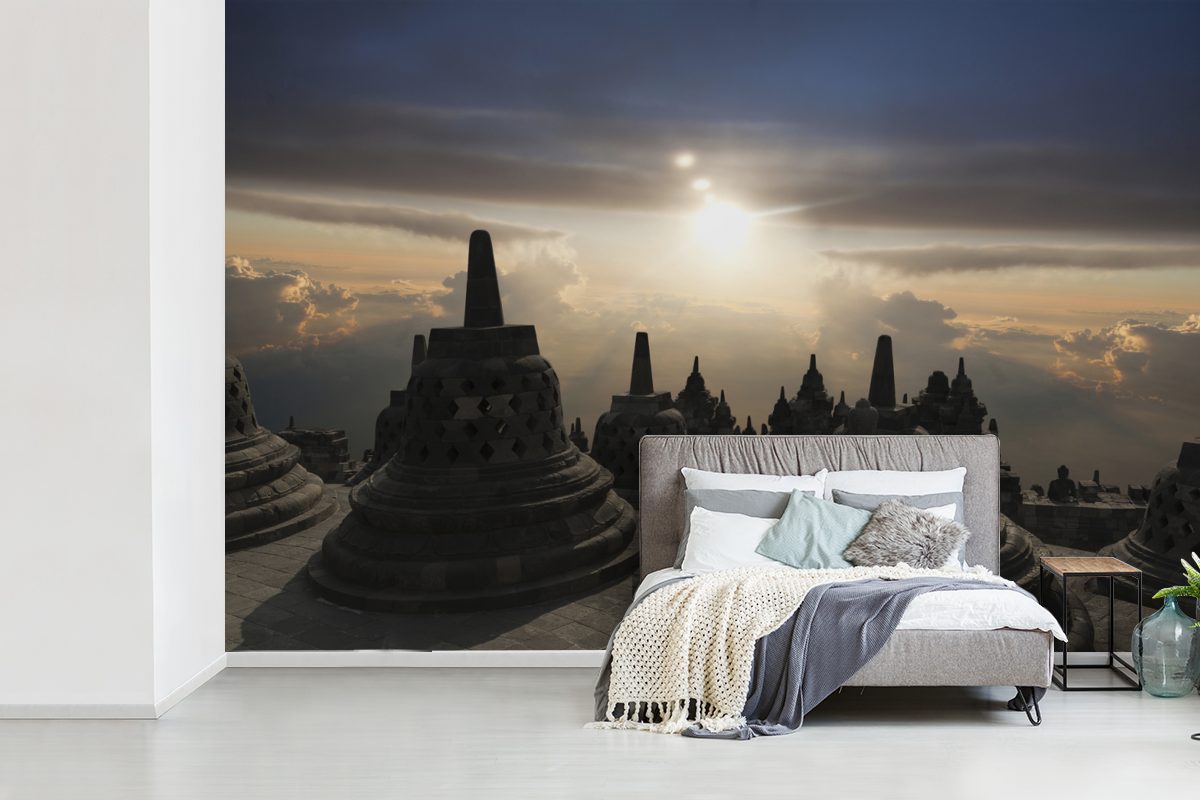 Wallpaper Sonnenuntergang, bei Schlafzimmer, Matt, St), Borobudur für bedruckt, Wohnzimmer, (6 MuchoWow Vinyl Kinderzimmer, Tapete Fototapete