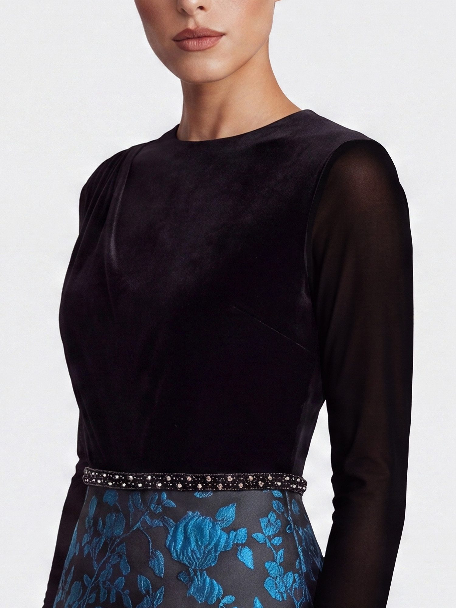 Apart Abendkleid aus Samt und Jacquard