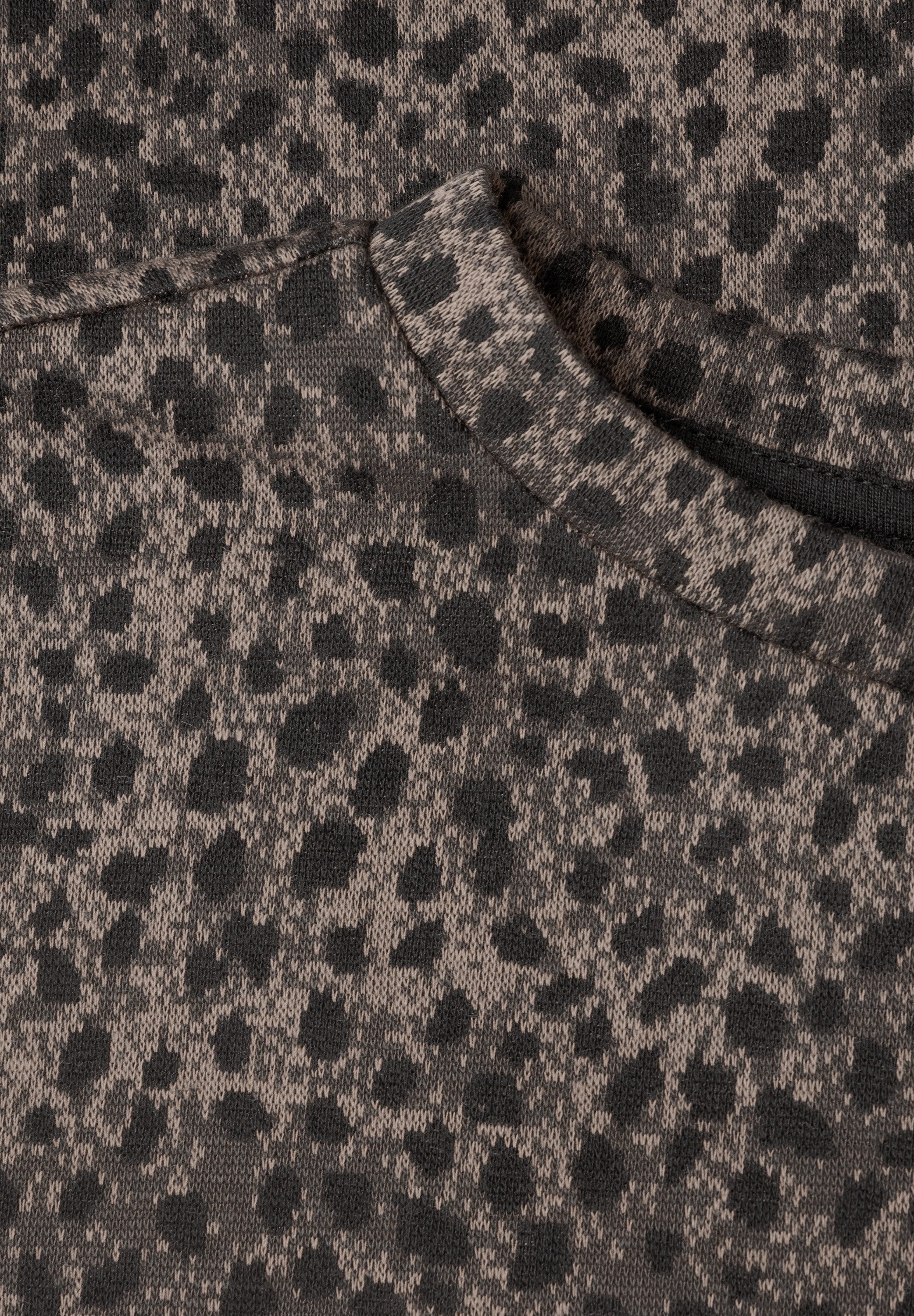 STREET ONE Langarmshirt aus softem Materialmix – Bild 5 von 5