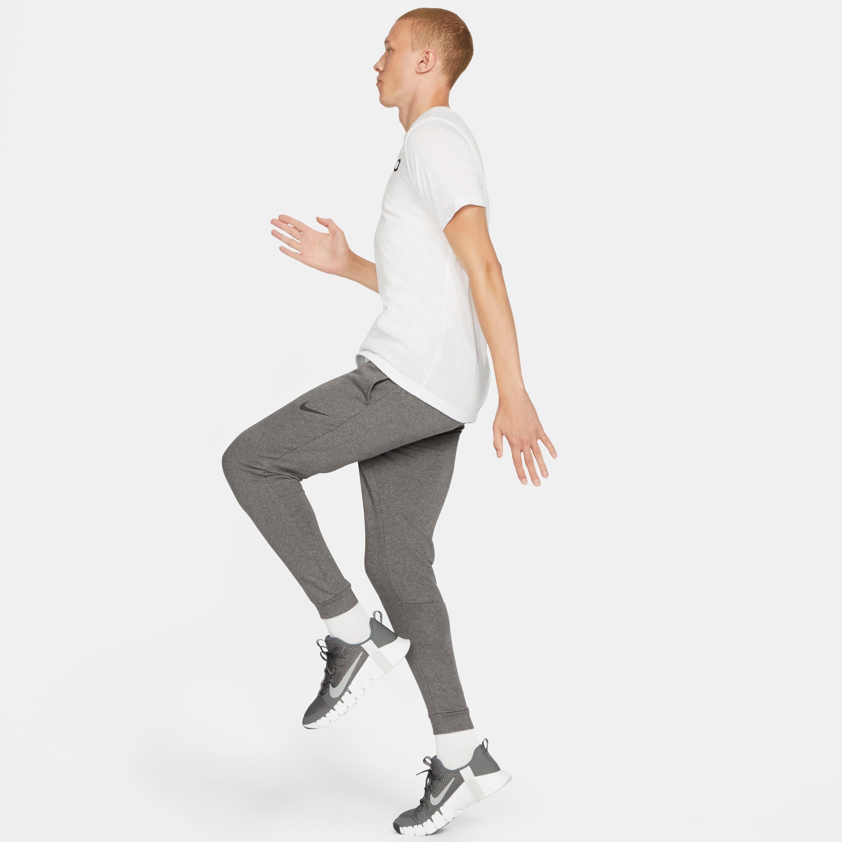 Nike Trainingshose DRI-FIT MEN'S TAPERED anthrazit TRAINING PANTS