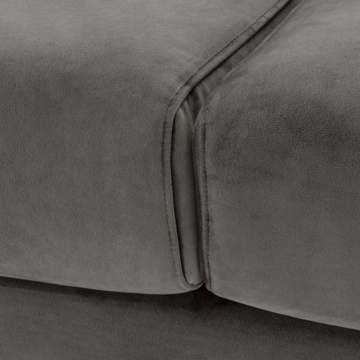 Casa Padrino Loungesofa Luxus mit Samtsofa 73 4 / Möbel - Wohnzimmer Grau Kissen 94 x cm Sofa x 223 H. Messingfarben Luxus 