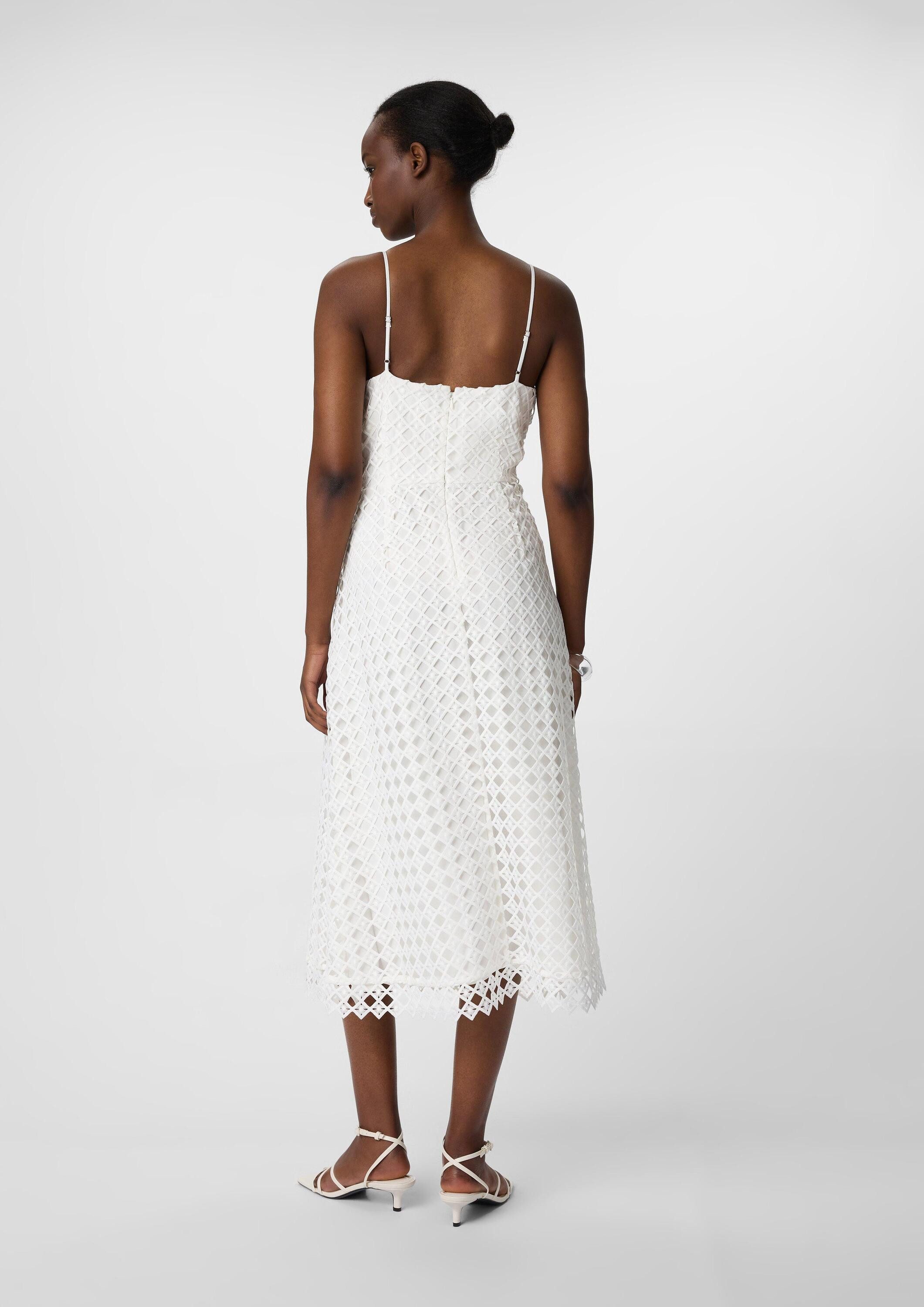 comma Midikleid Kleid Midi-Kleid aus Spitze mit blickdichtem Futter günstig online kaufen