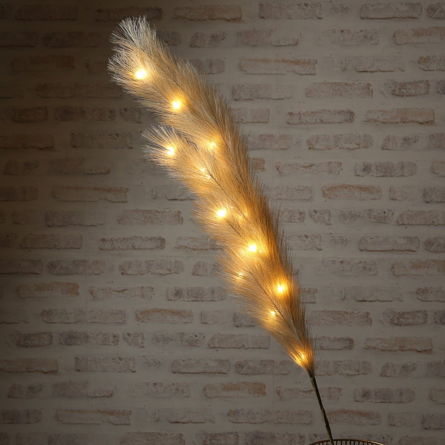 MARELIDA LED-Leuchtzweig LED Federbüschel Pampasgras Dekozweig Leuchtzweig 118cm khaki, 15-flammig