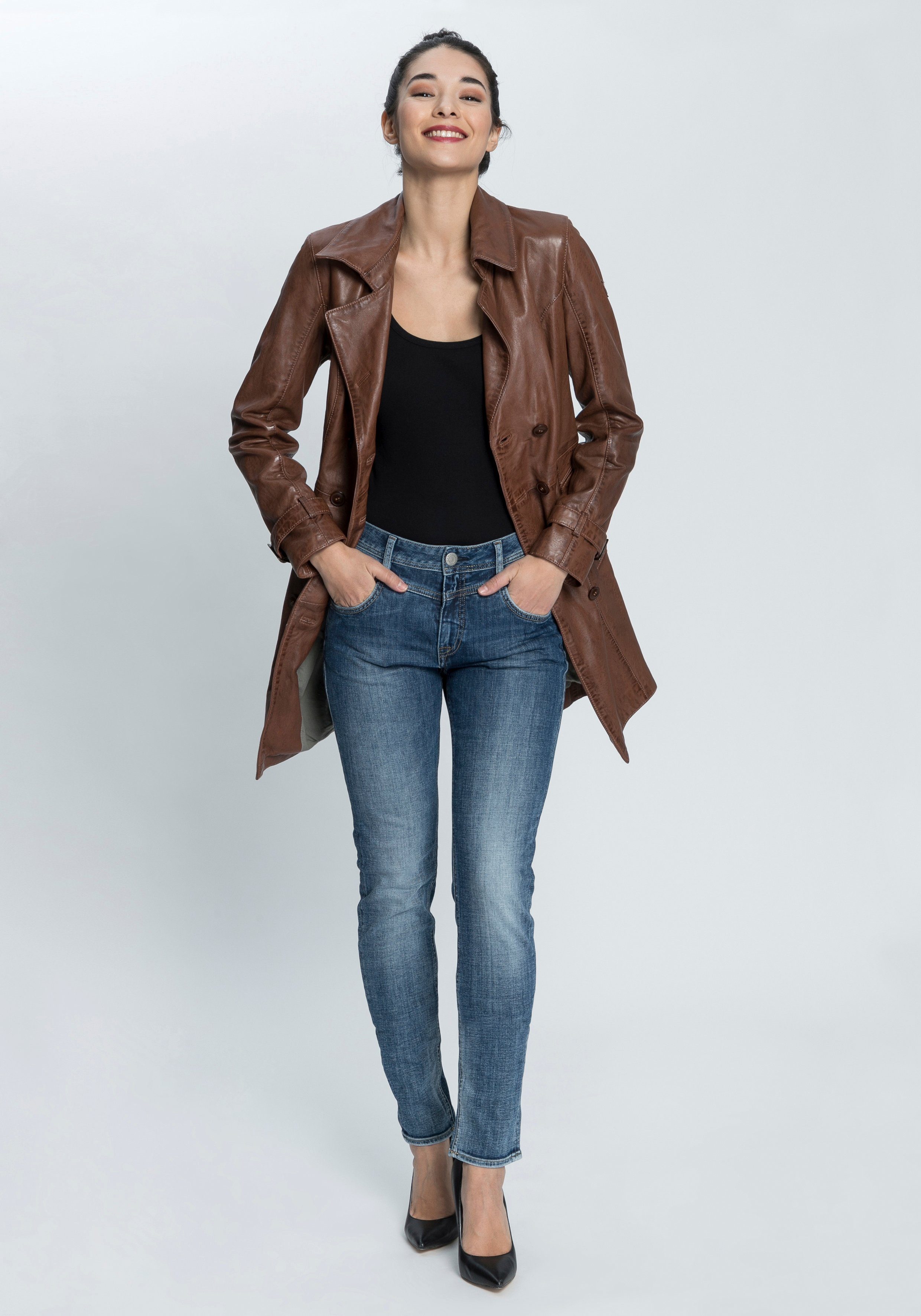 Zum Outfit 6