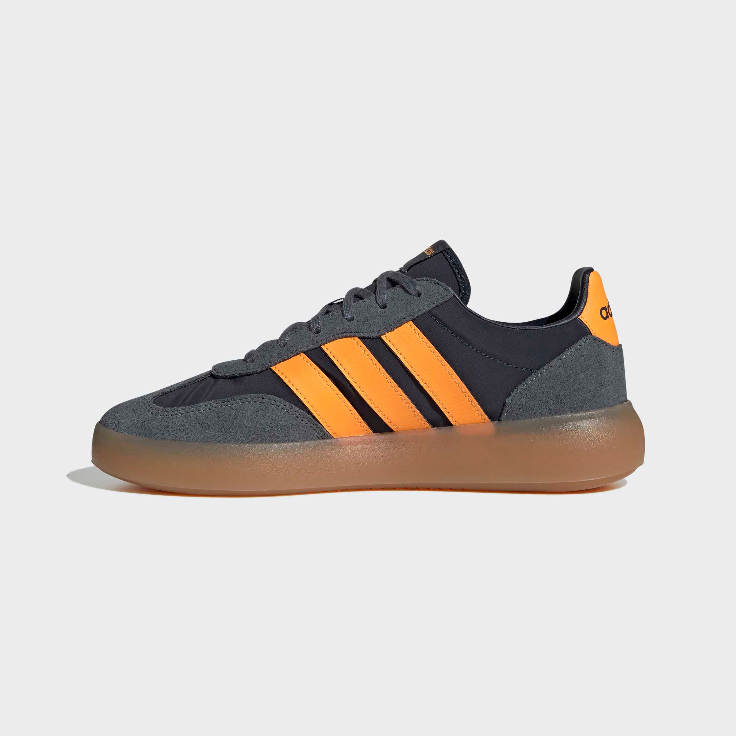 adidas Sportswear BARREDA DECODE Sneaker inspiriert vom Design des adidas handball spezial