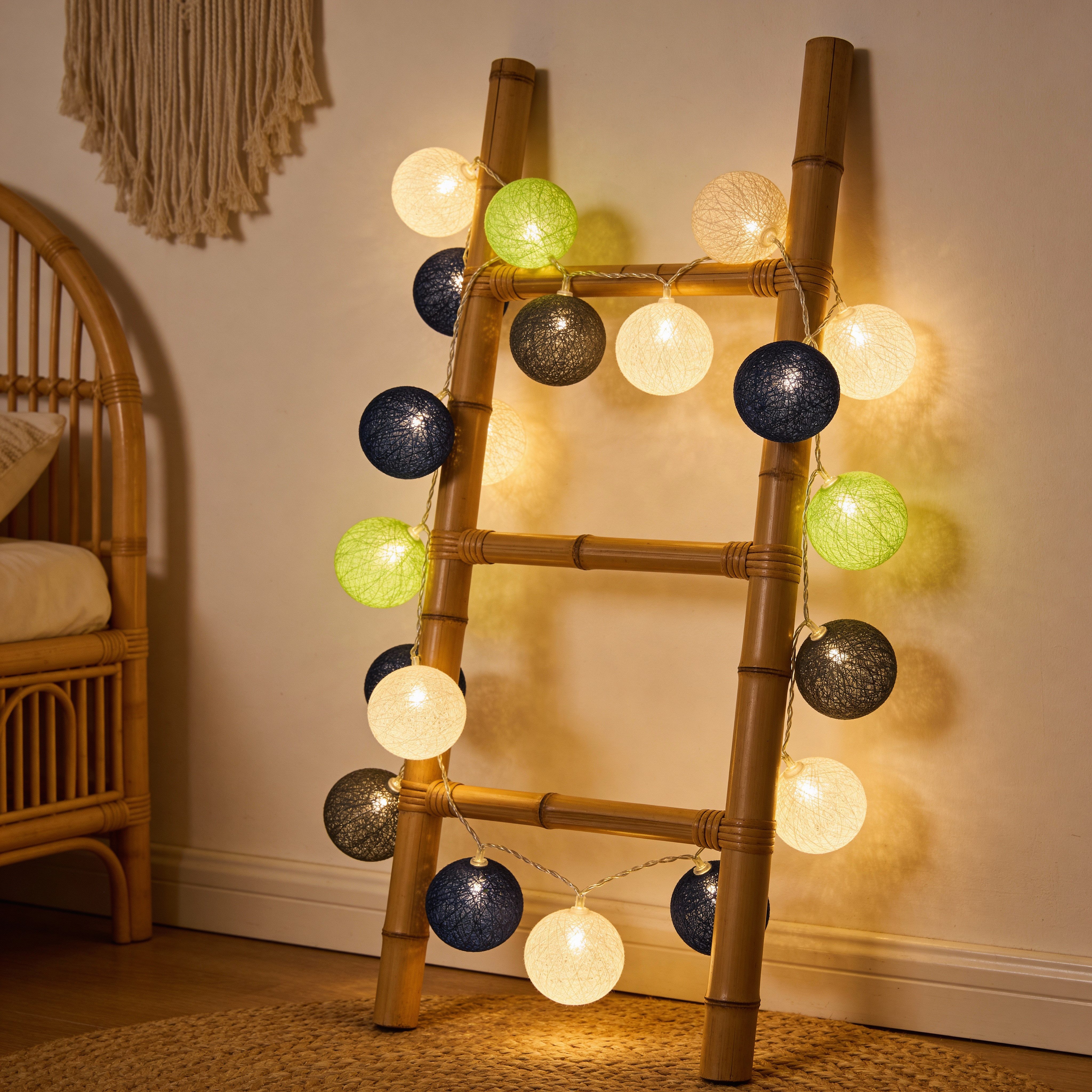 Guru-Shop LED-Lichterkette Stoff Ball Lichterkette, 20`er LED Kugel..