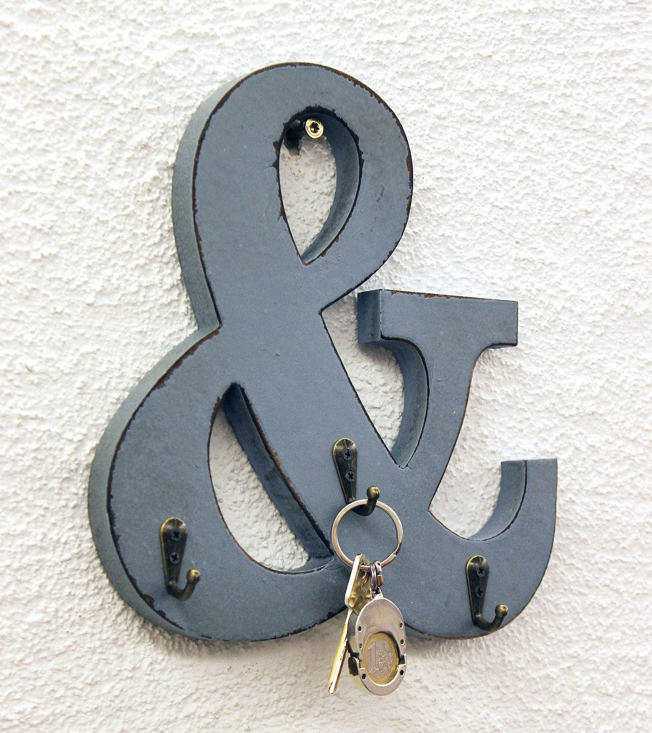DanDiBo Hakenleiste Buchstabe & mit 3 Schlüsselhaken 24 cm 14B394 Vintage Shabby Haken
